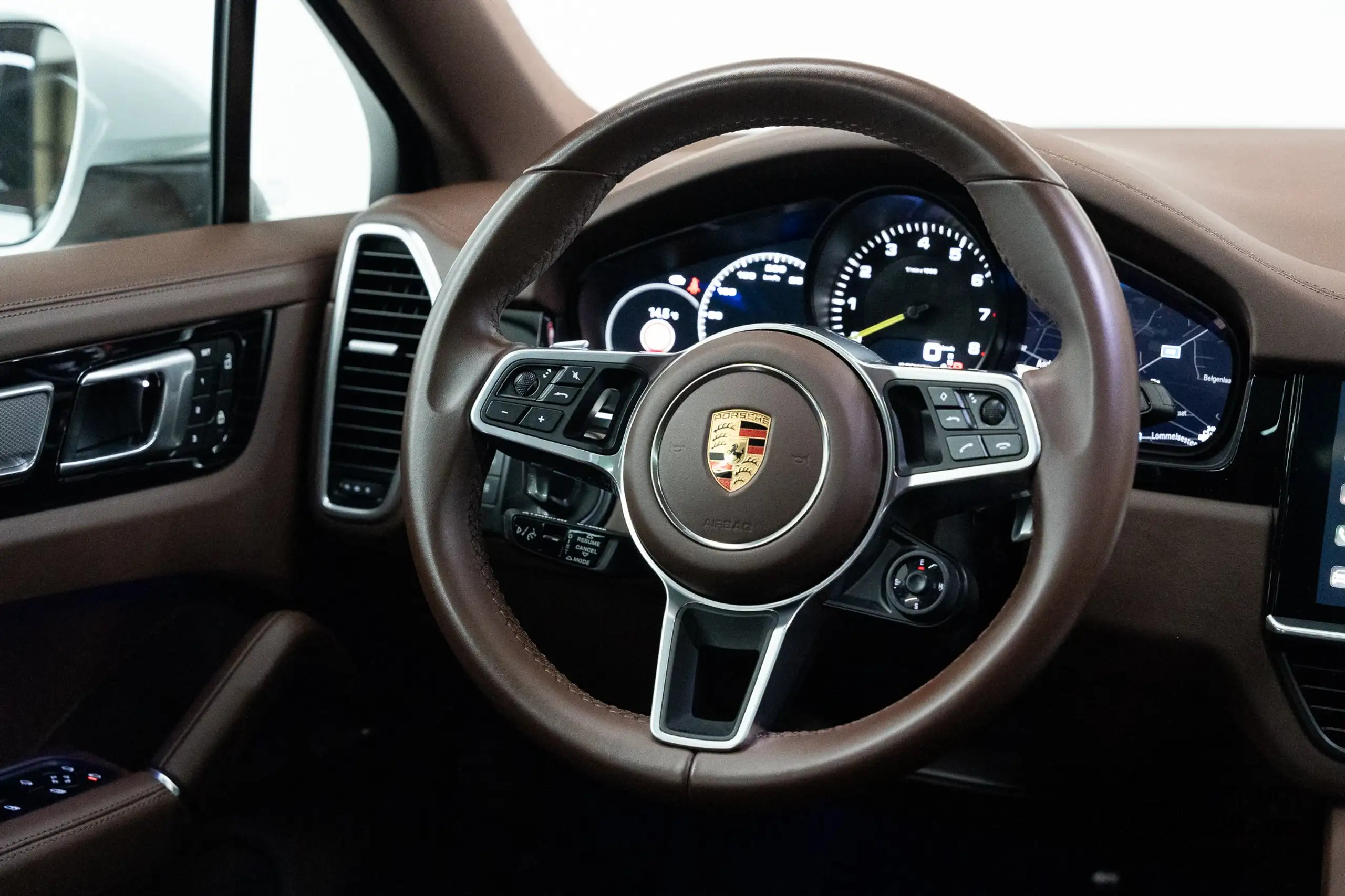 Porsche - Cayenne