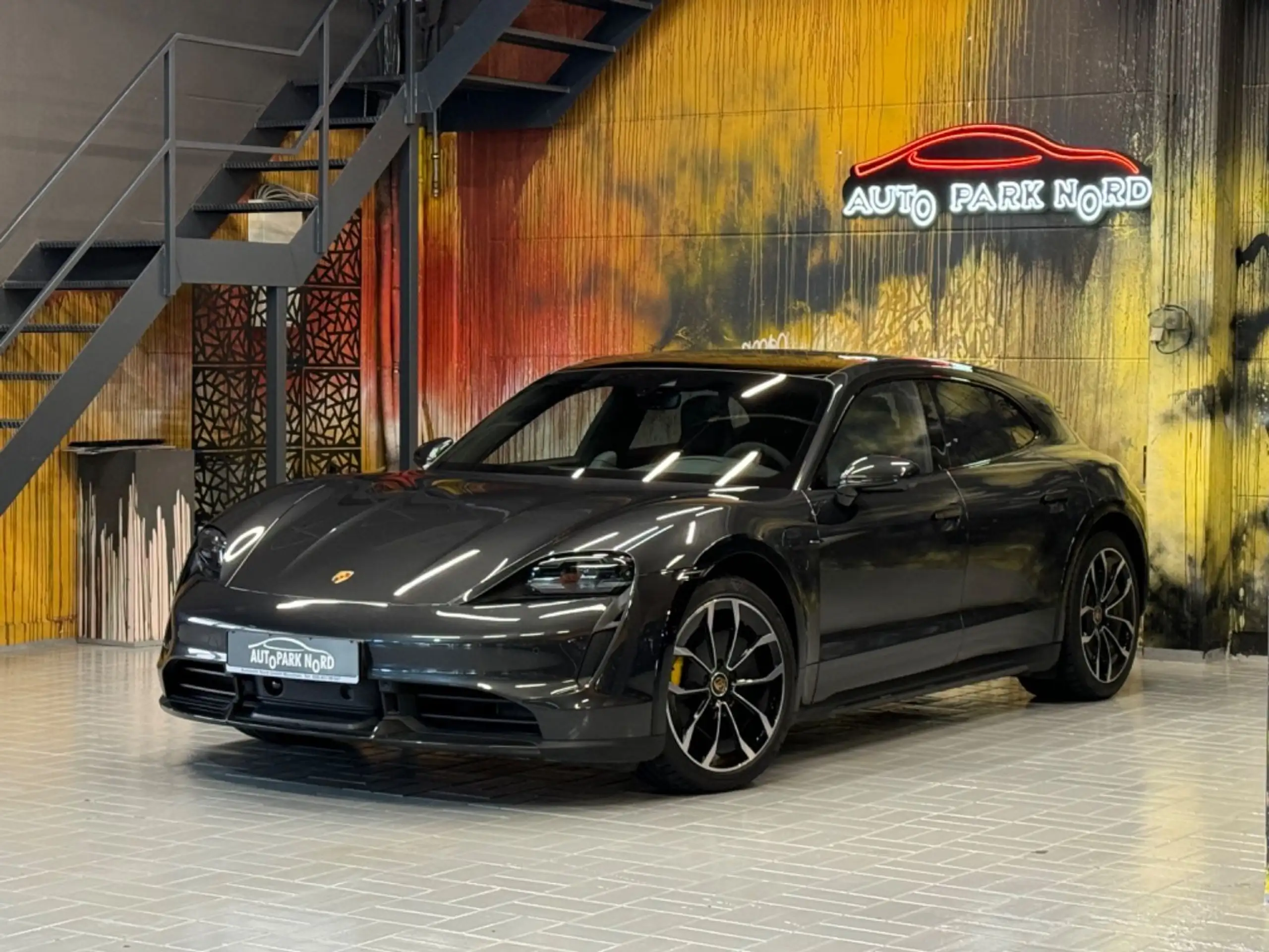 Porsche Taycan 2021