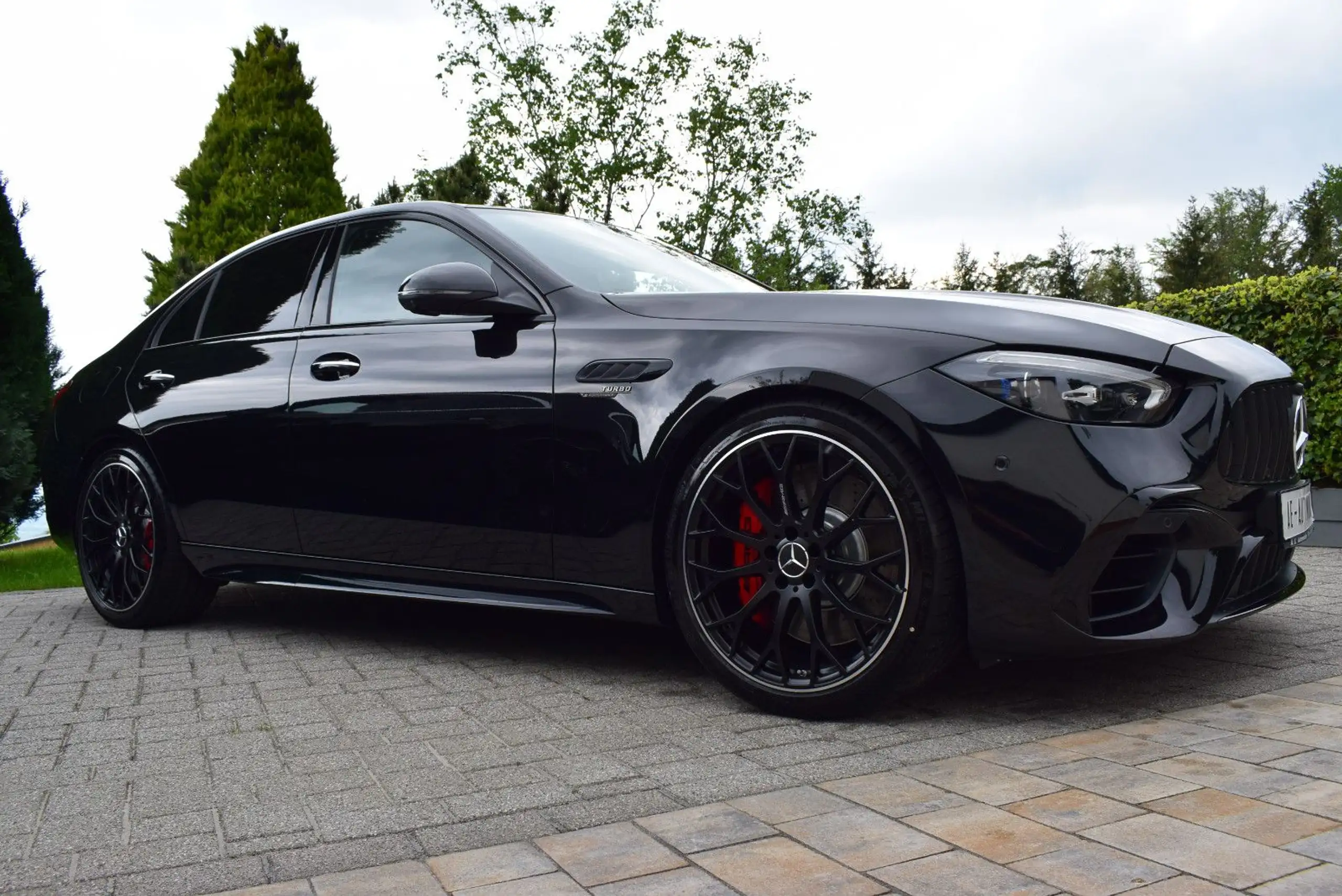 Mercedes-Benz - C 63 AMG