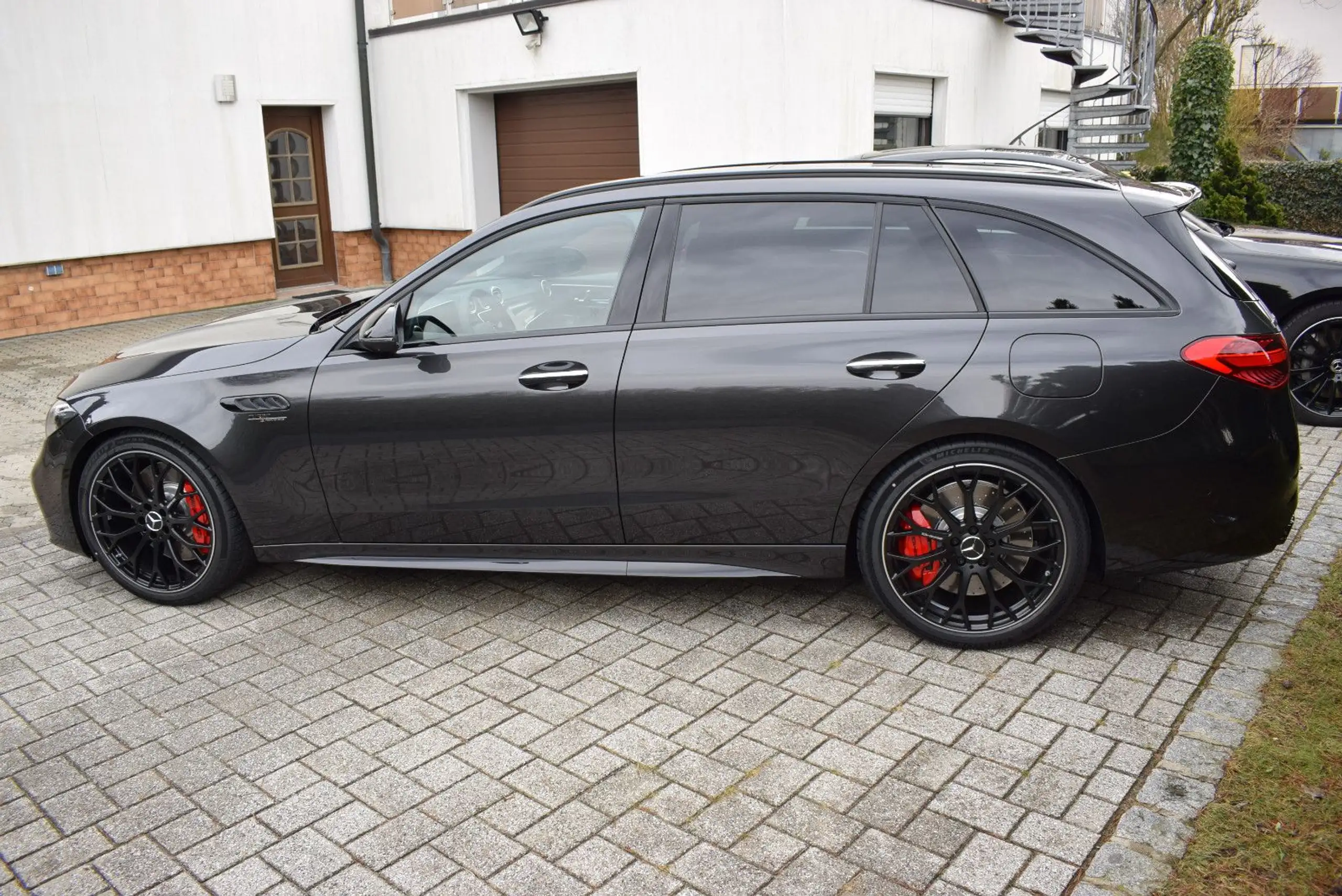 Mercedes-Benz - C 63 AMG