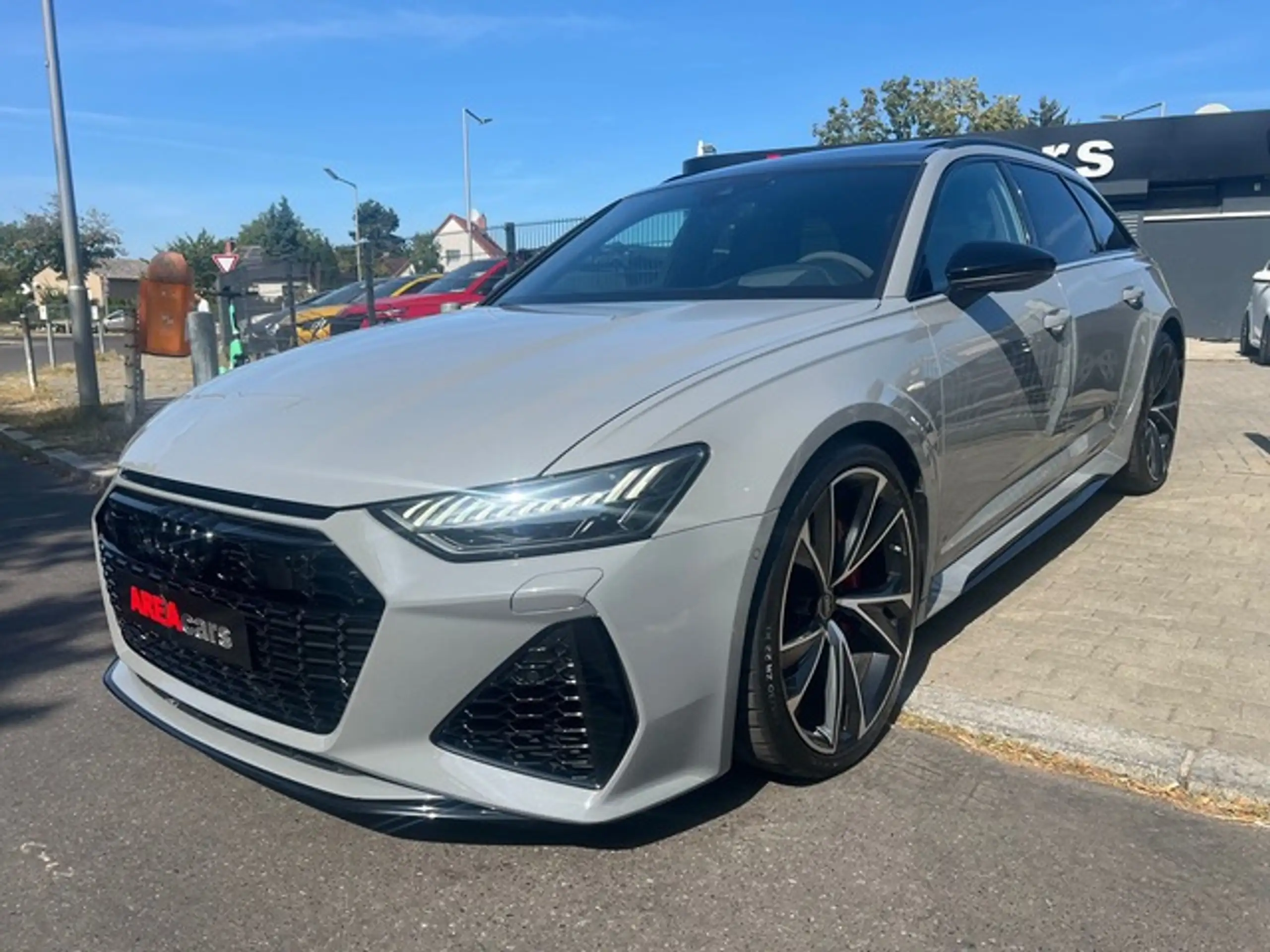 Audi - RS6