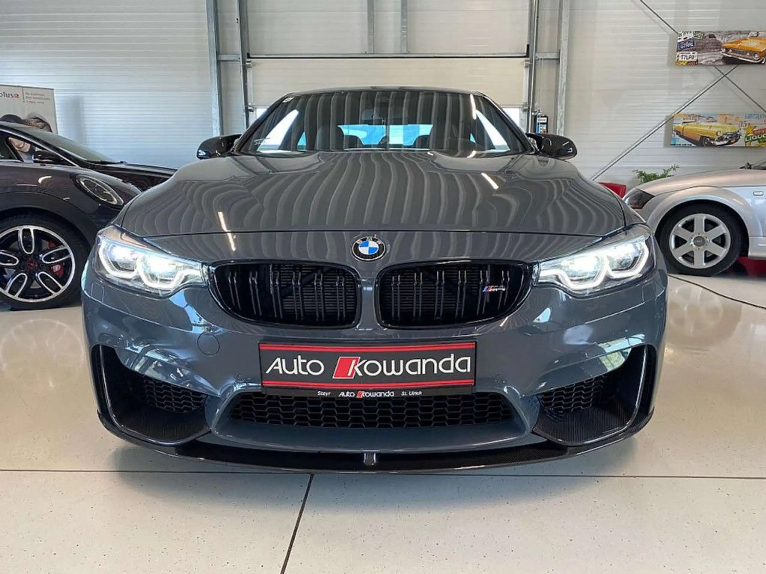 BMW - M4