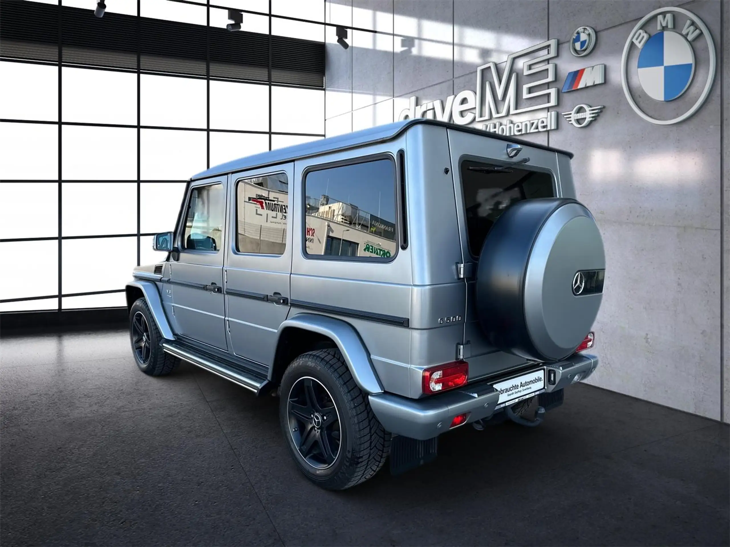 Mercedes-Benz - G 500