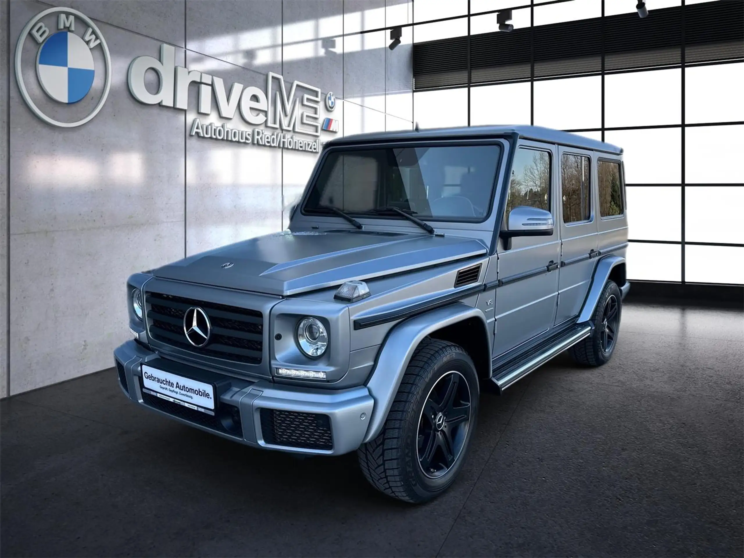 Mercedes-Benz - G 500