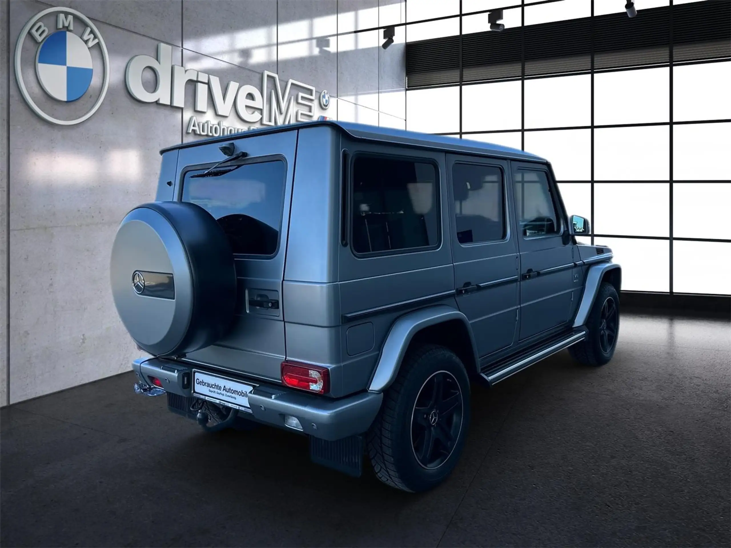 Mercedes-Benz - G 500