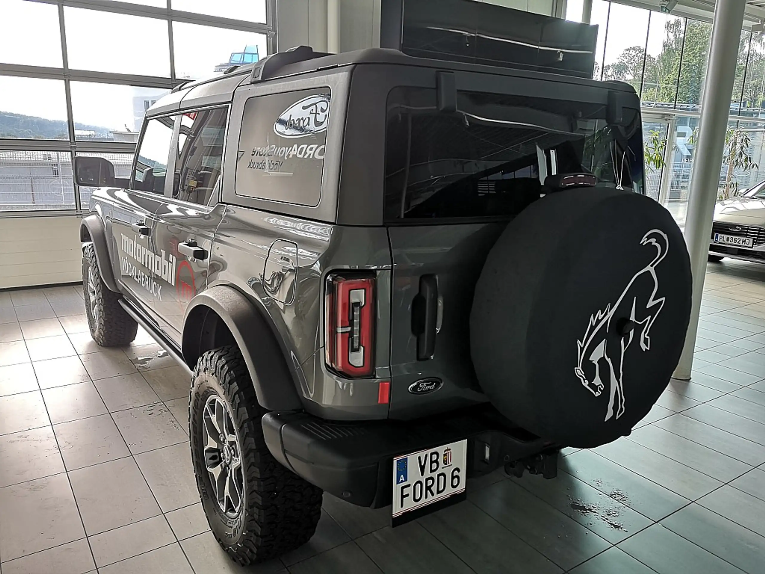 Ford - Bronco