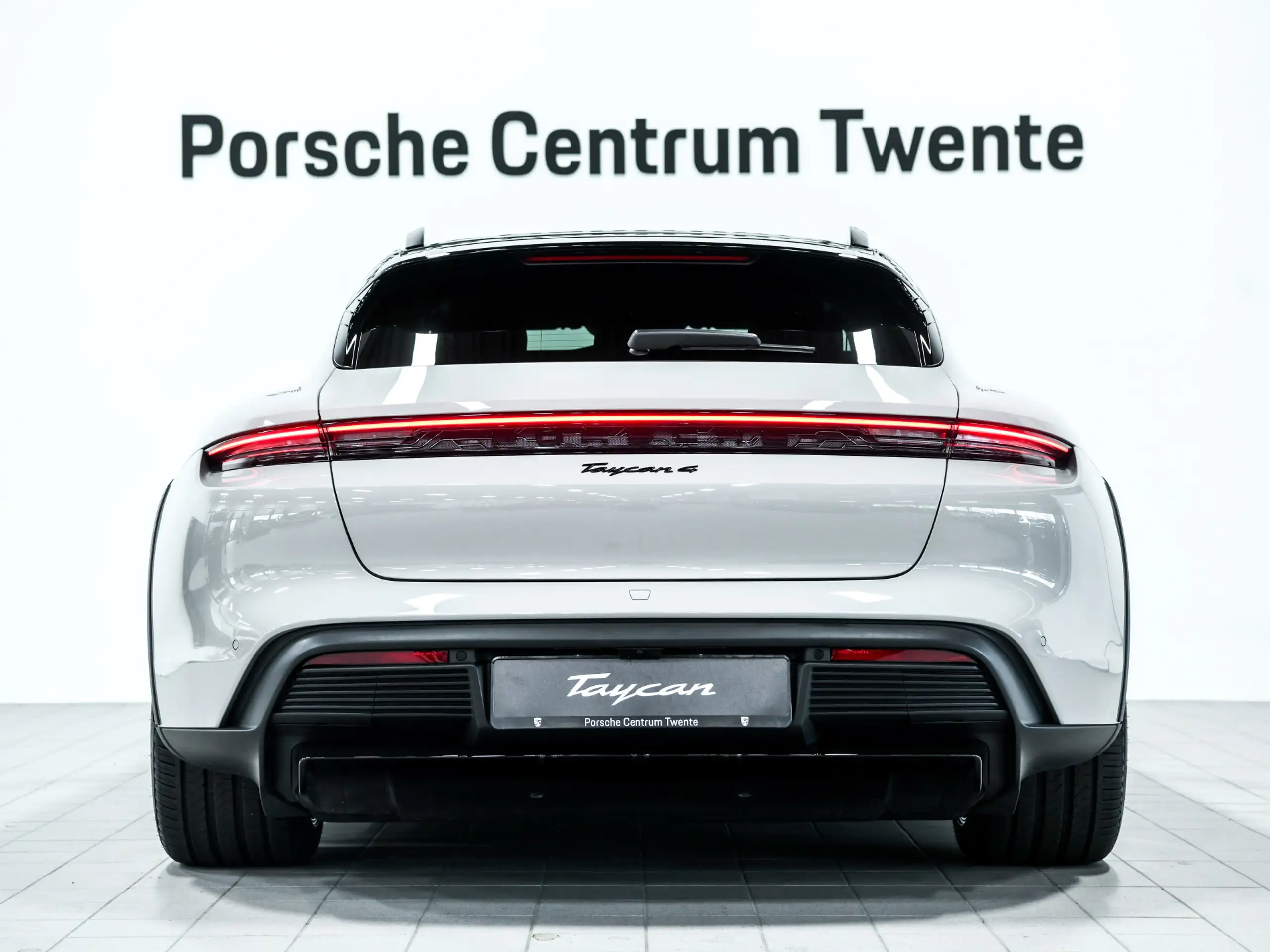 Porsche - Taycan