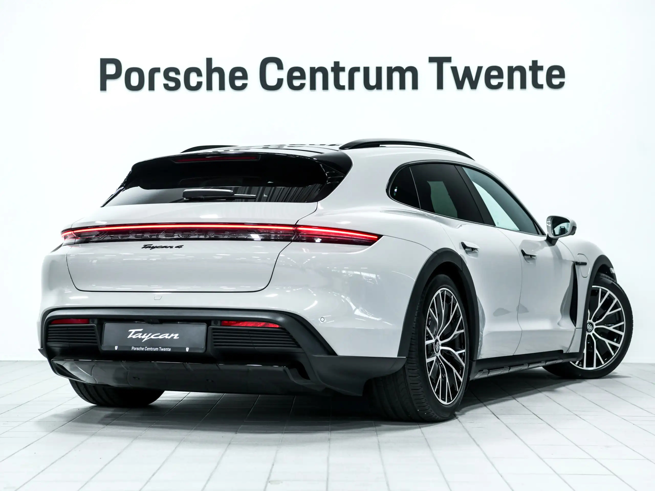 Porsche - Taycan