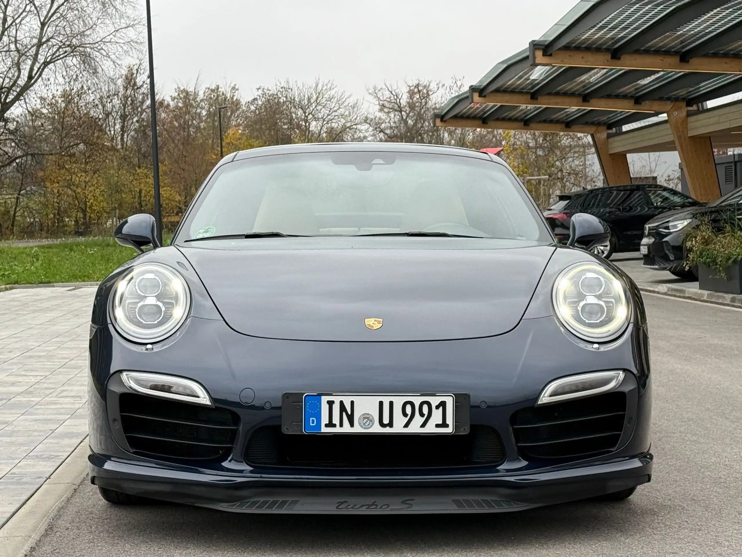 Porsche - 911