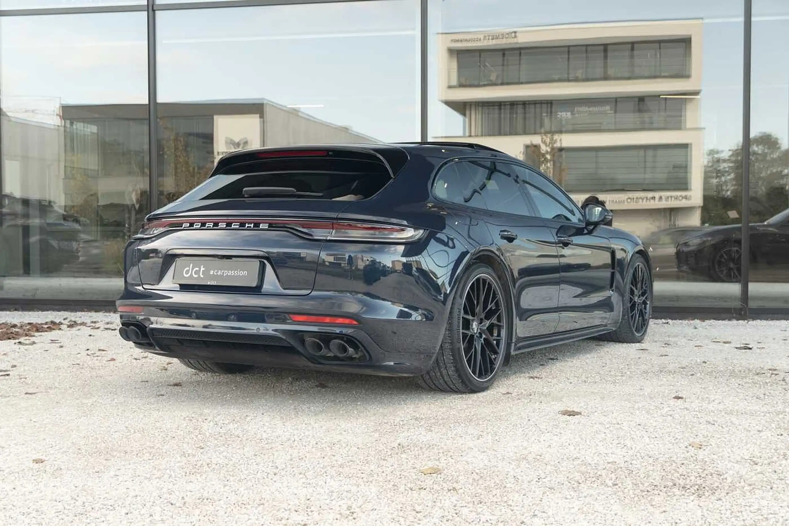 Porsche - Panamera