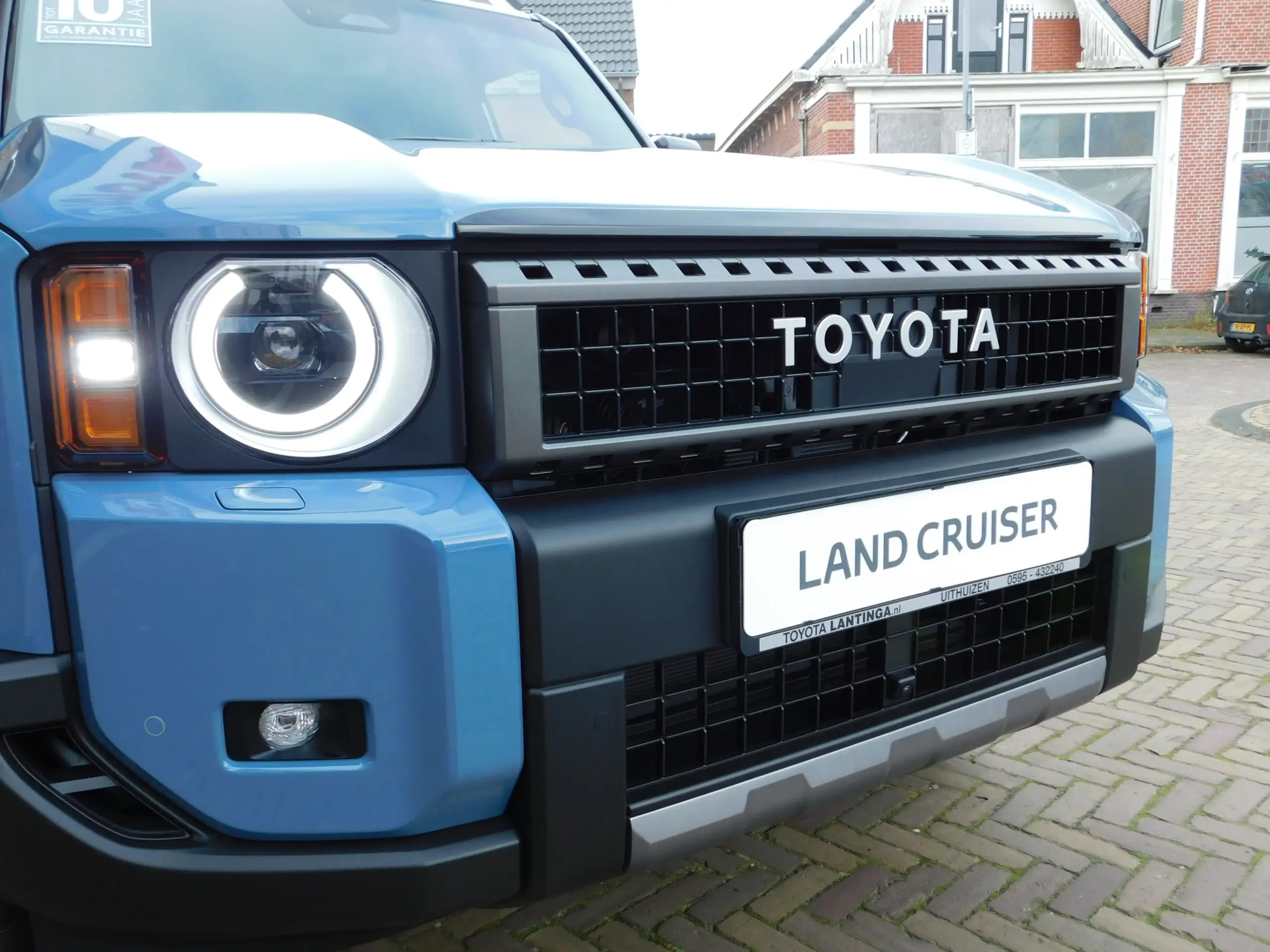 Toyota - Land Cruiser