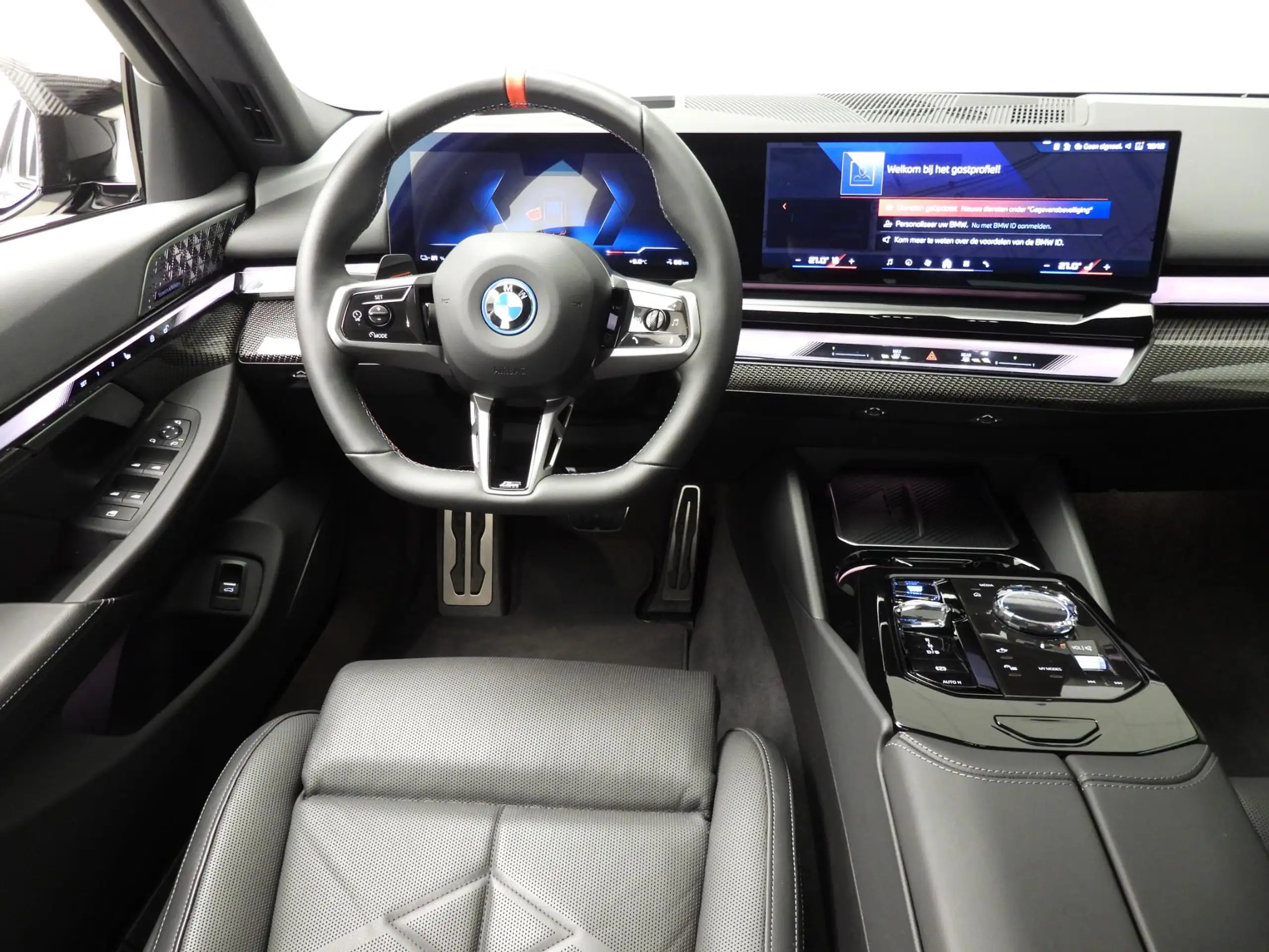 BMW - i5