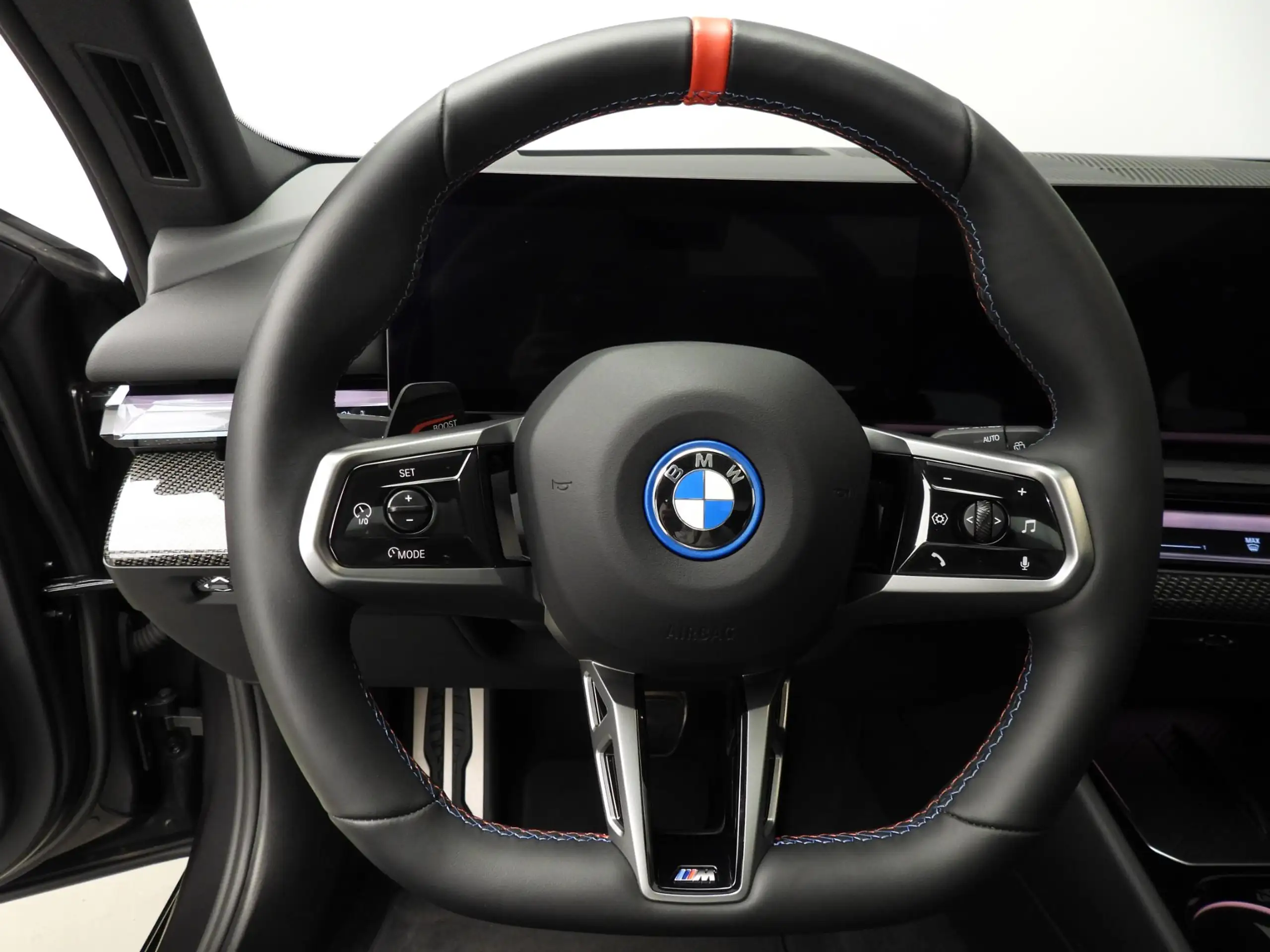 BMW - i5