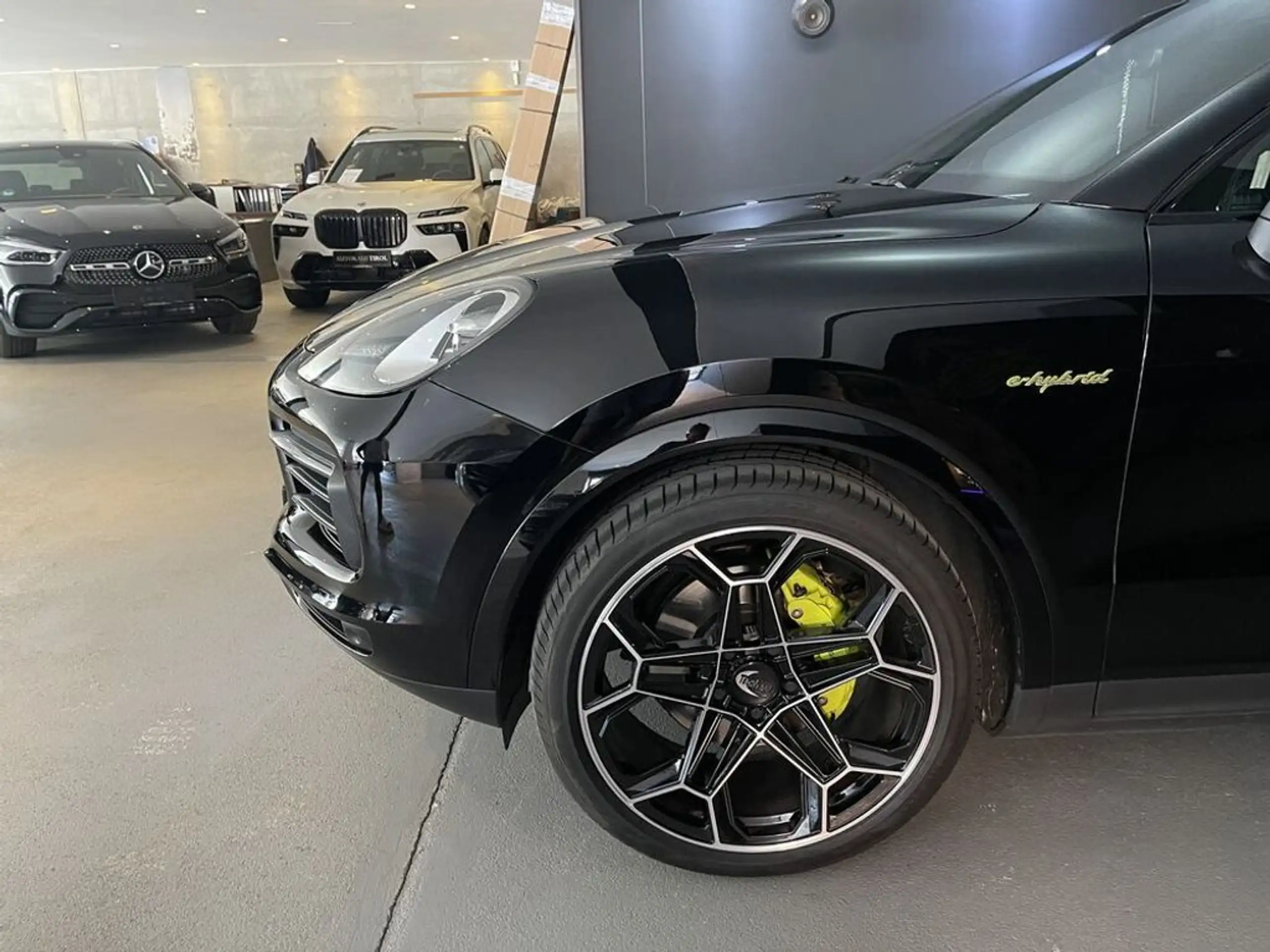 Porsche - Cayenne