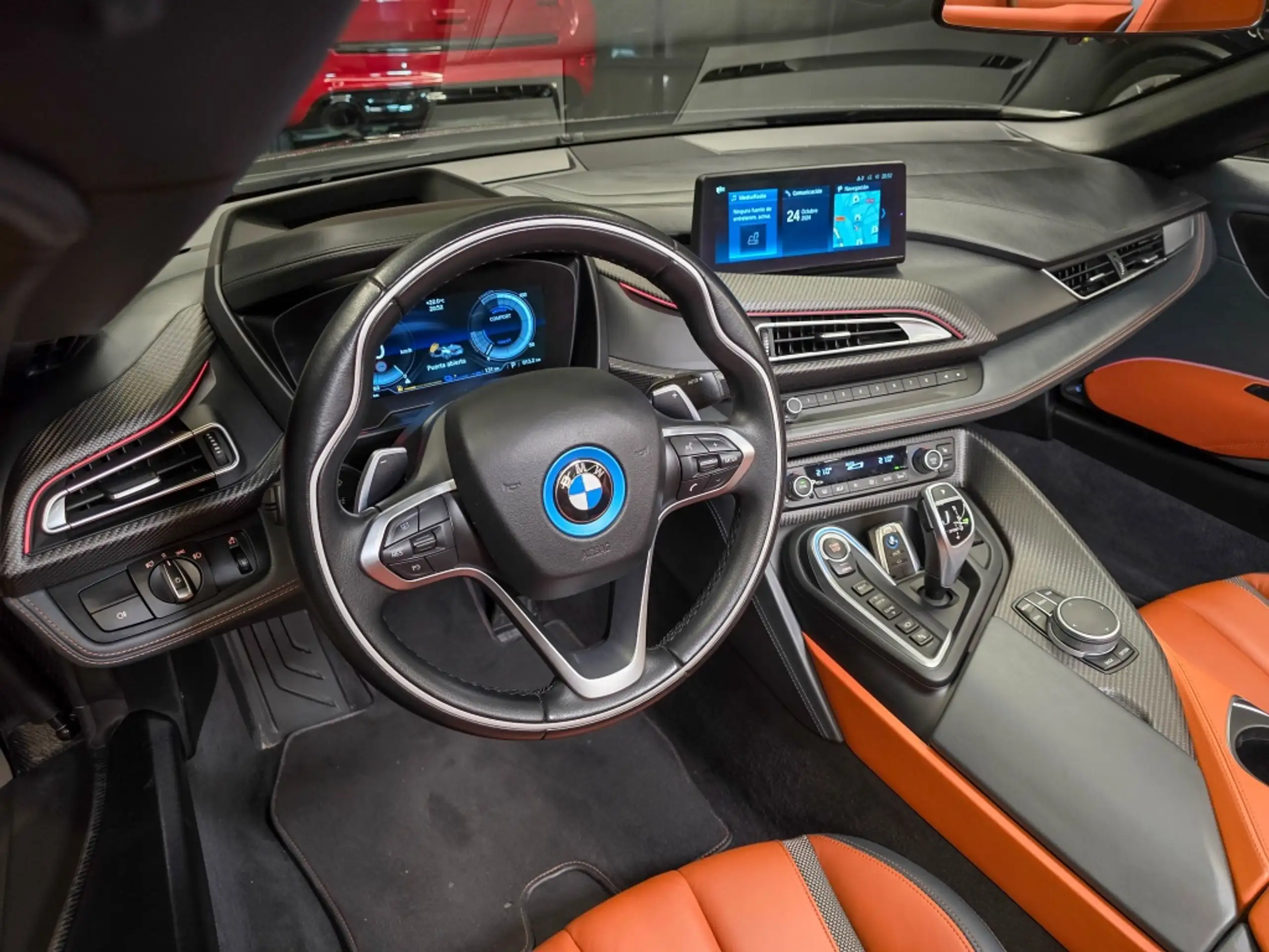 BMW - i8