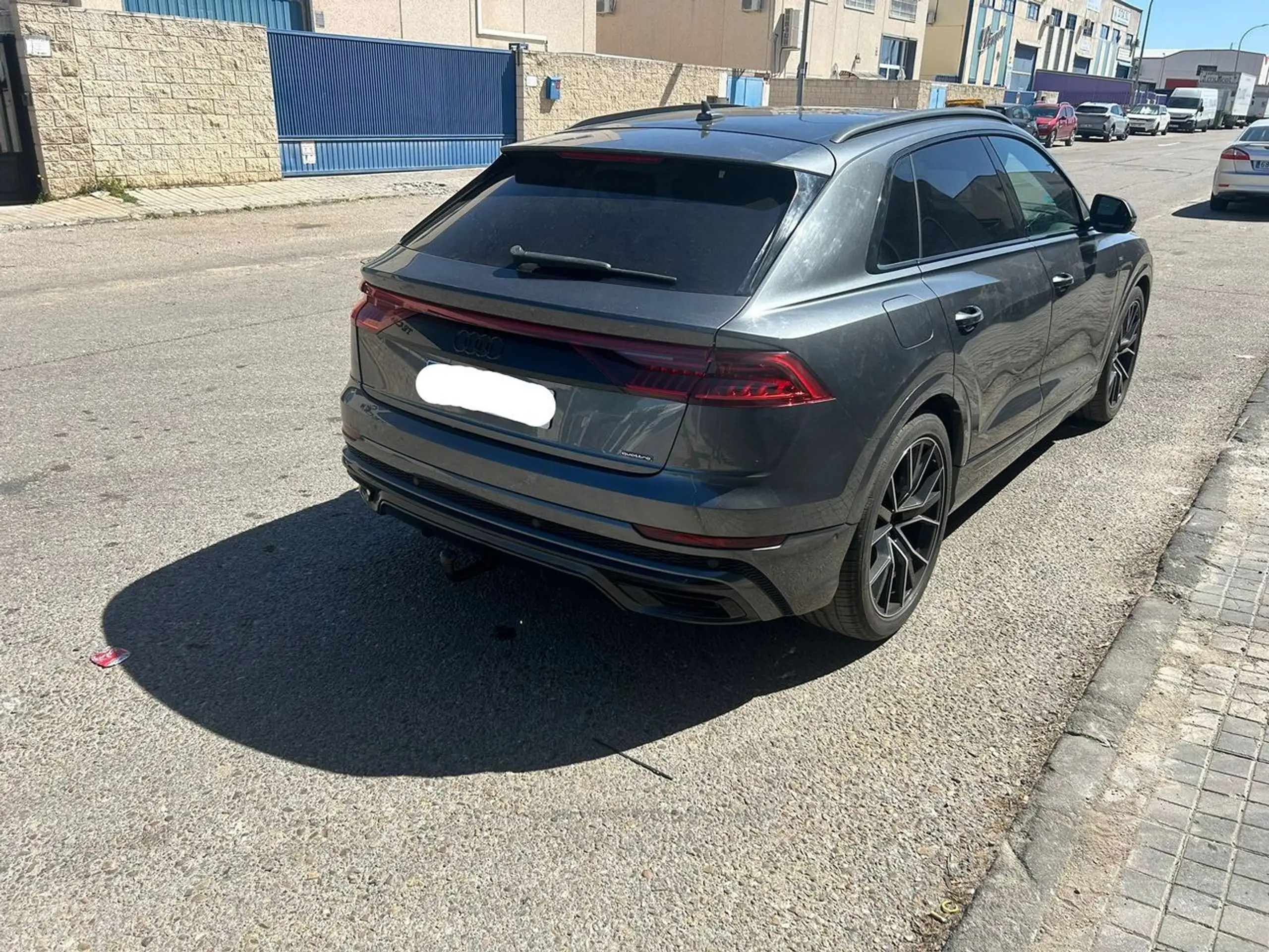 Audi - SQ8