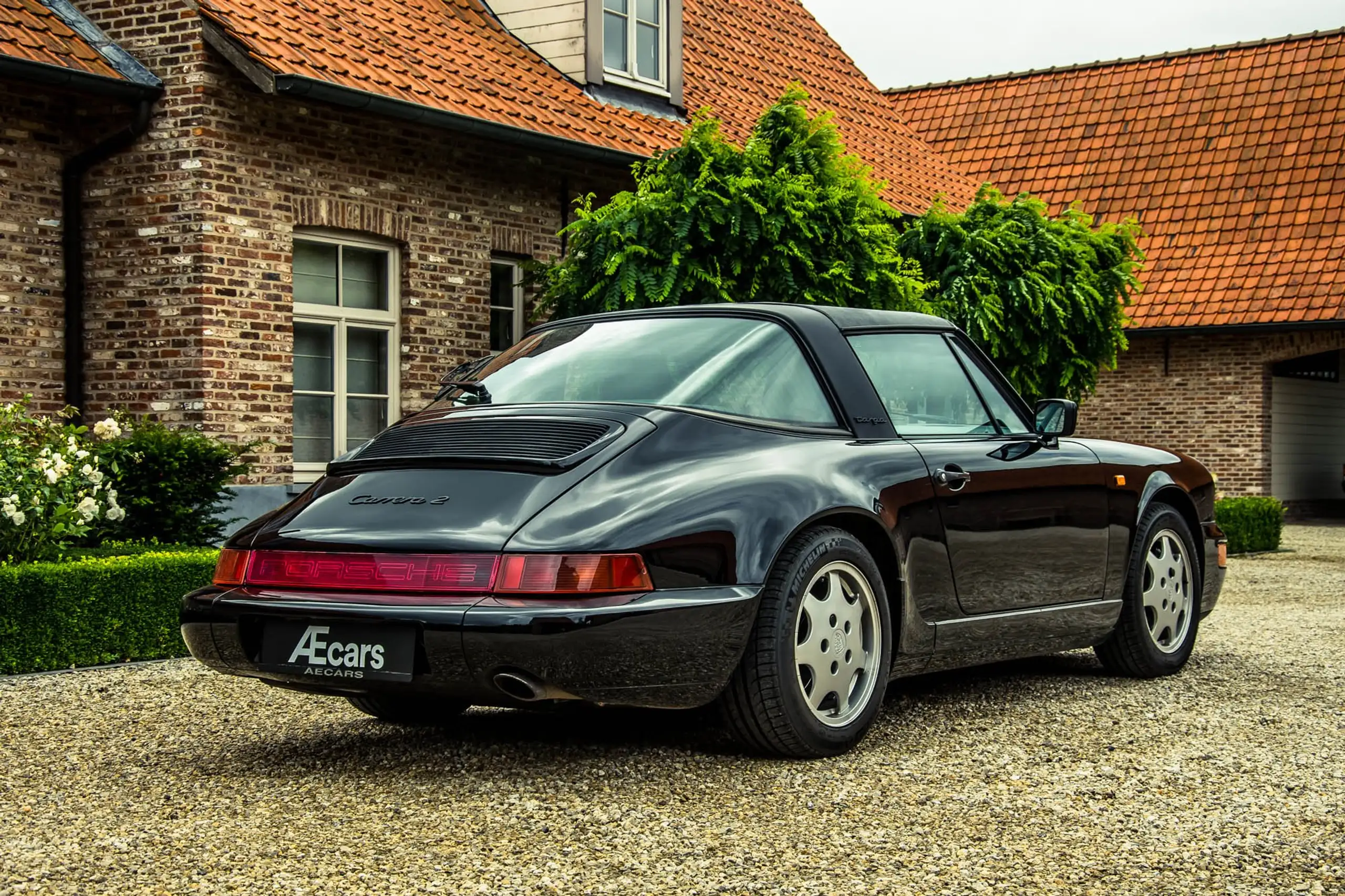 Porsche - 964