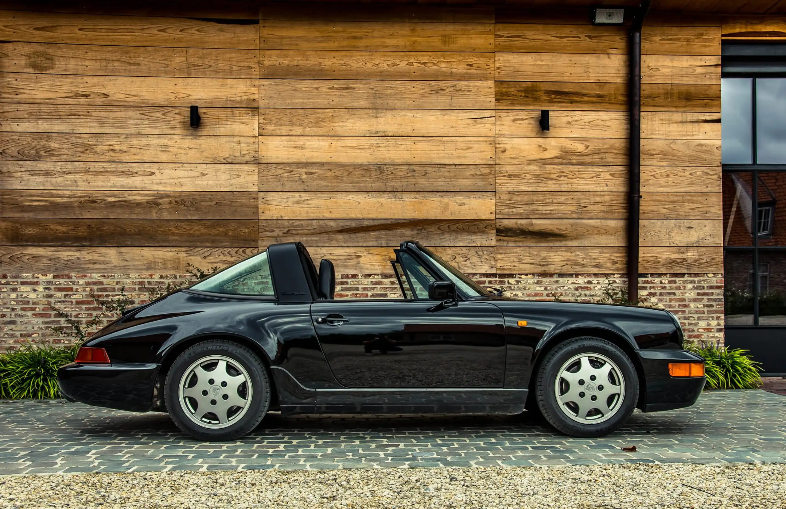 Porsche - 964