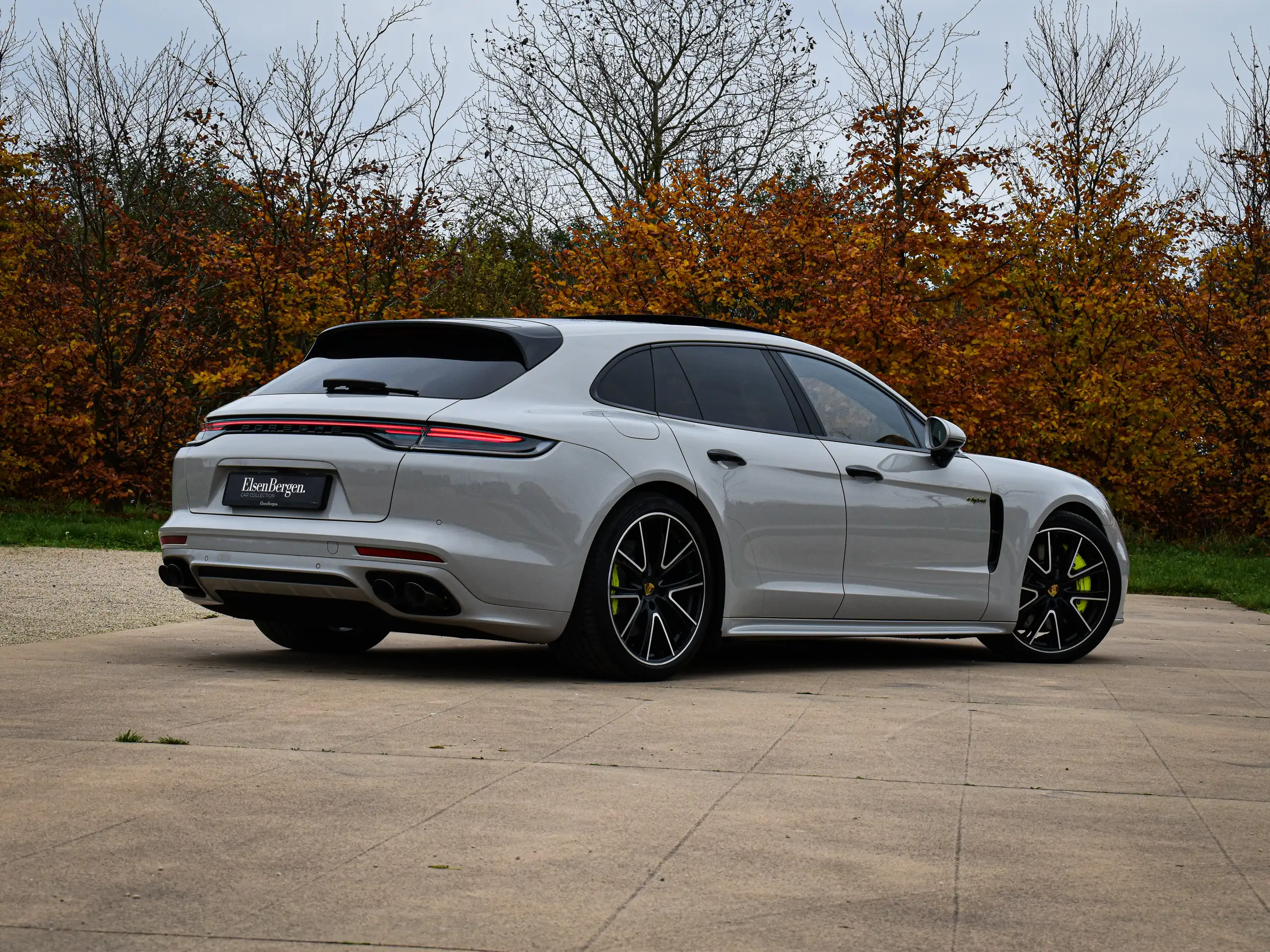 Porsche - Panamera