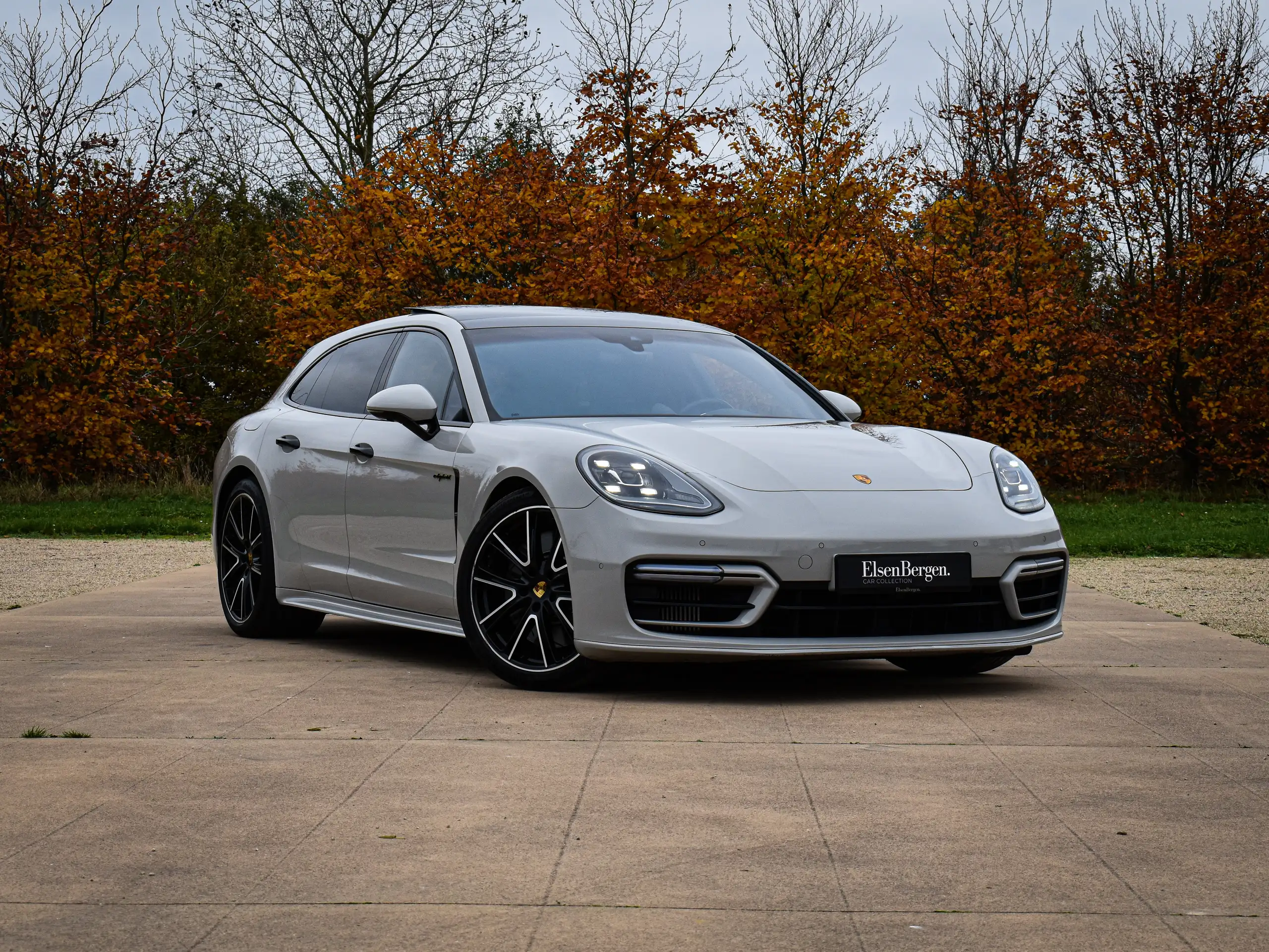 Porsche - Panamera