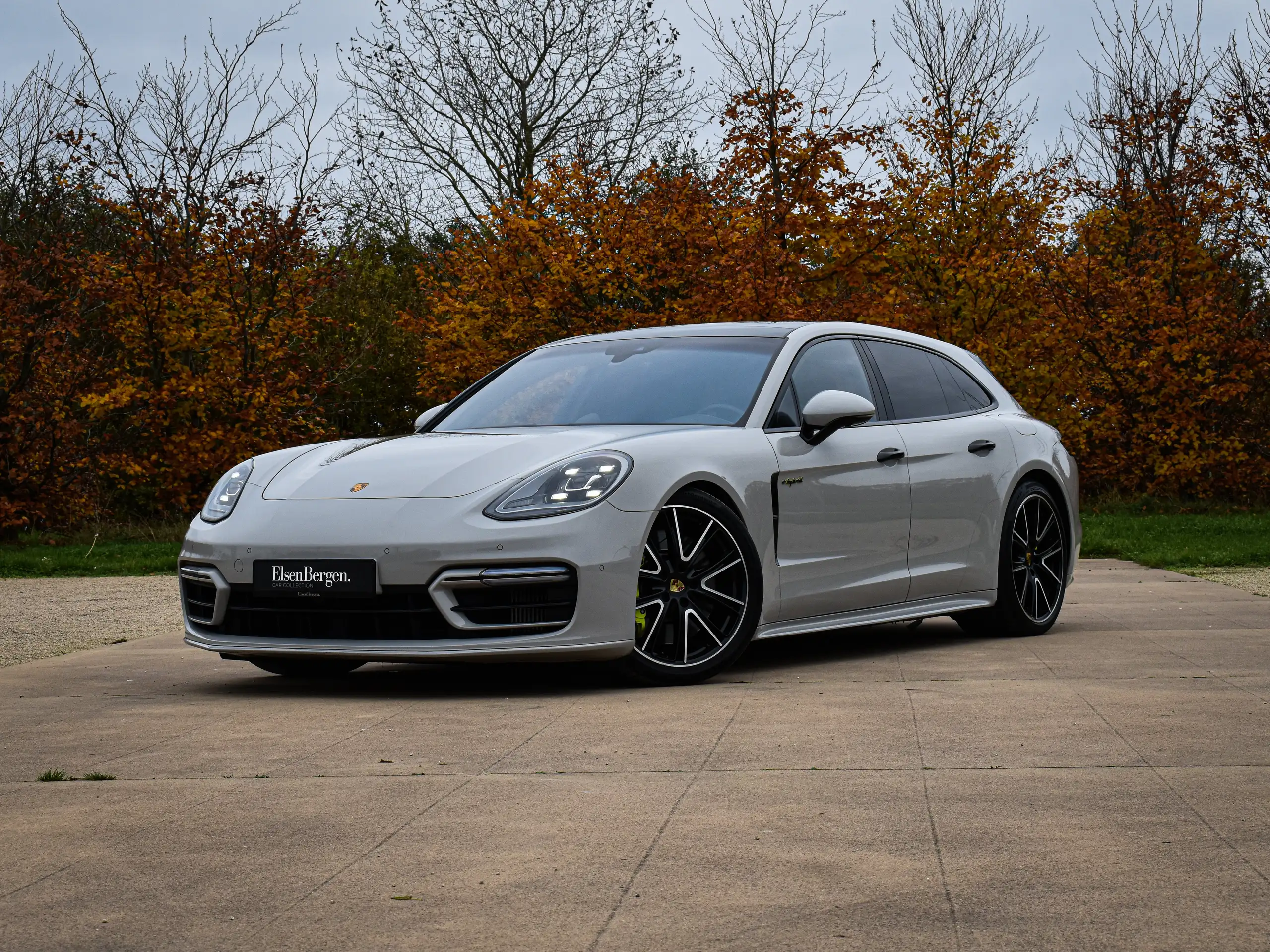 Porsche - Panamera