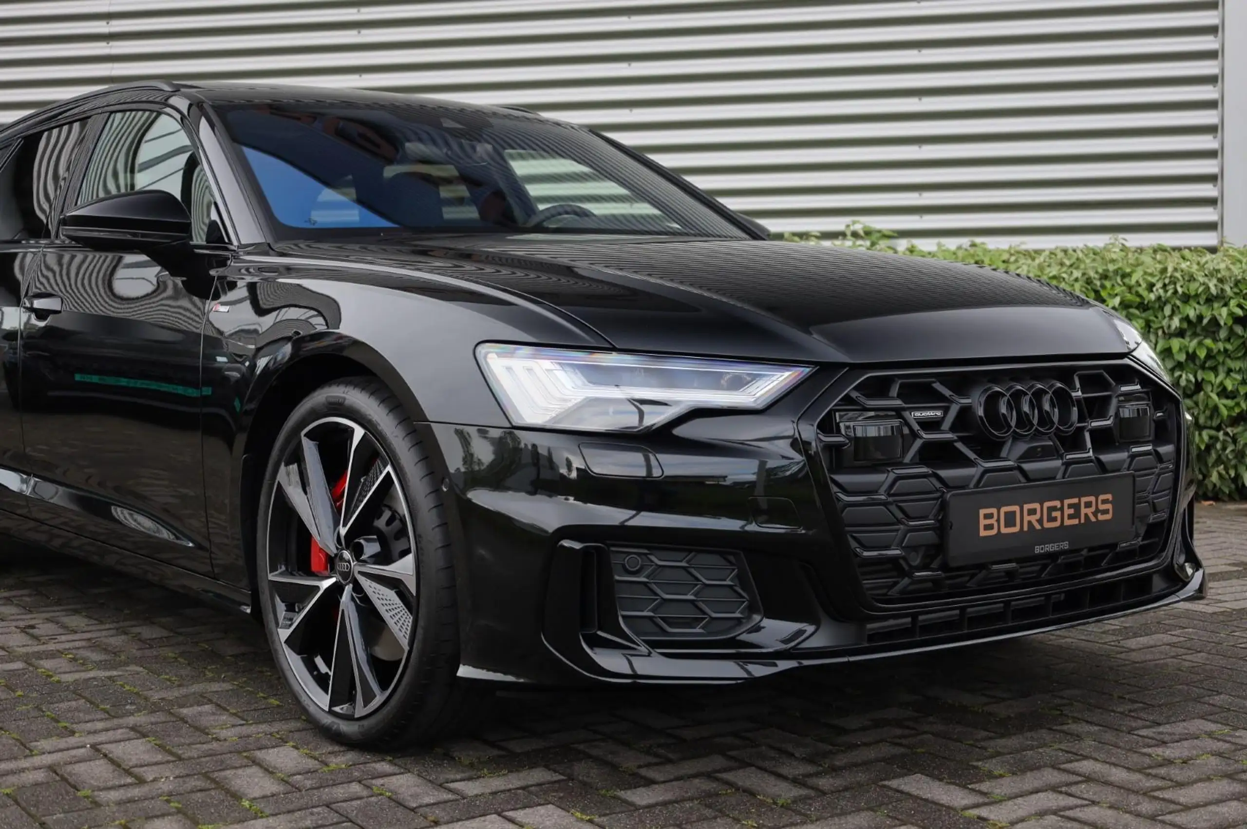 Audi - A6