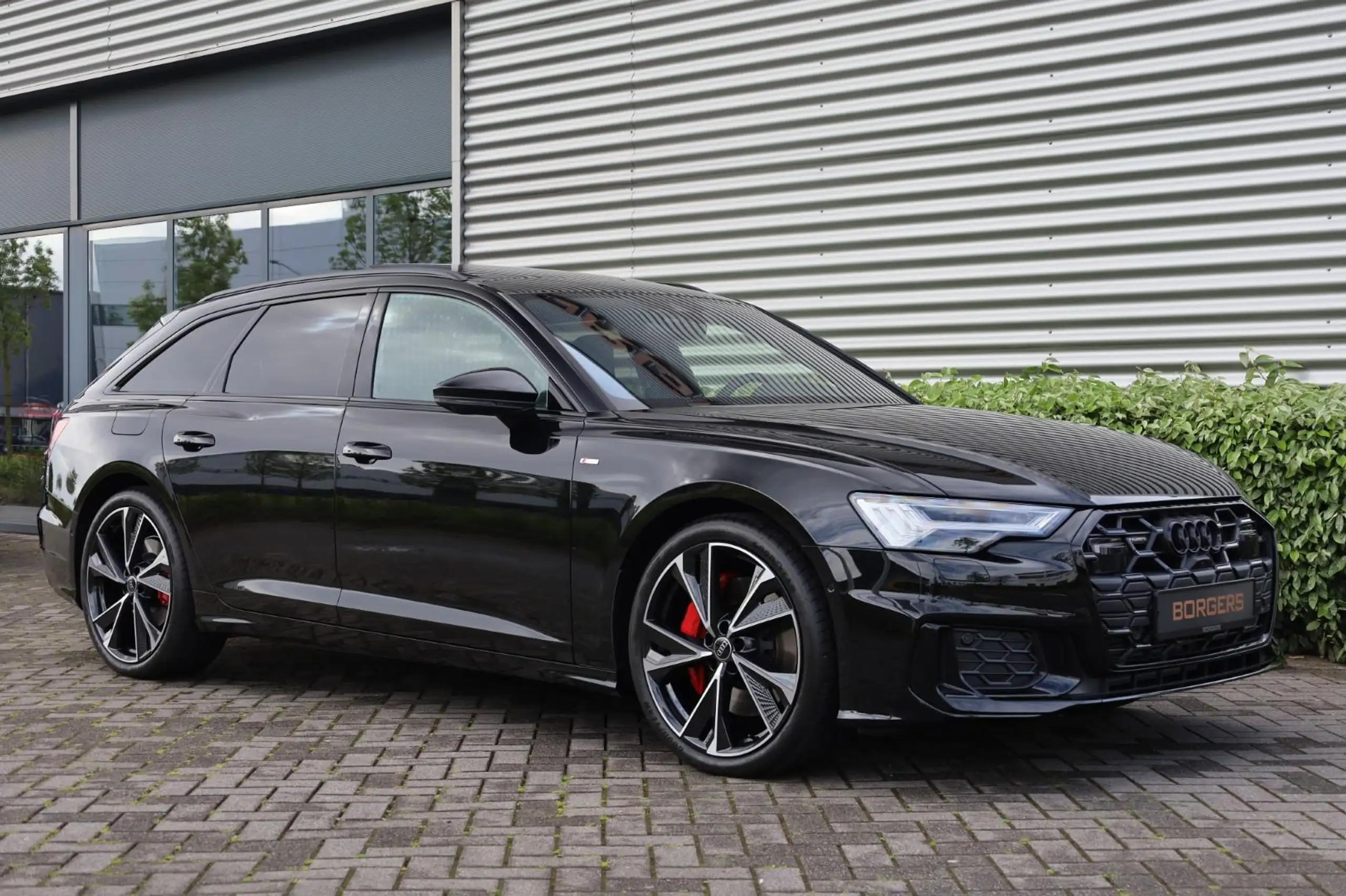 Audi - A6