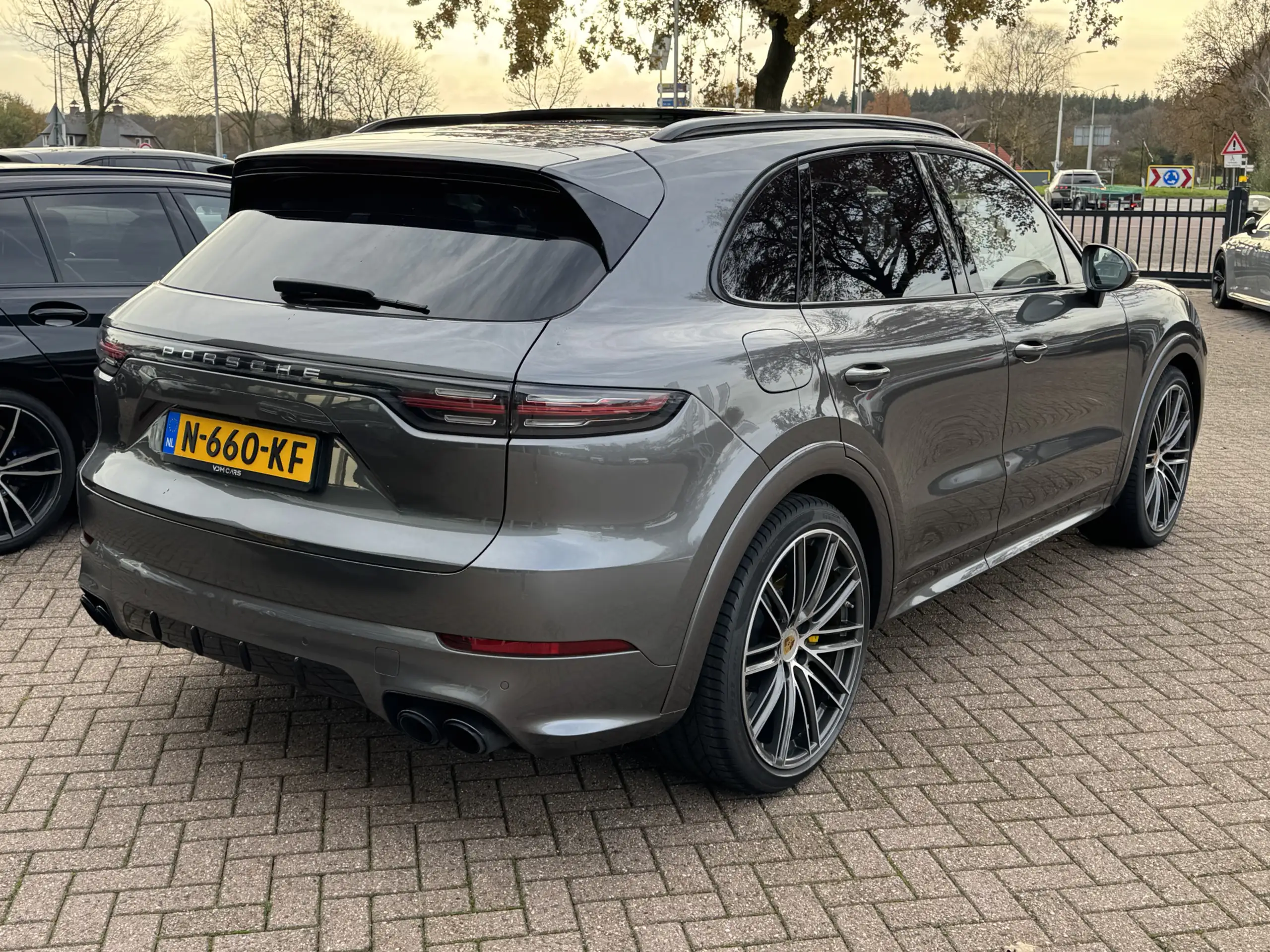 Porsche - Cayenne