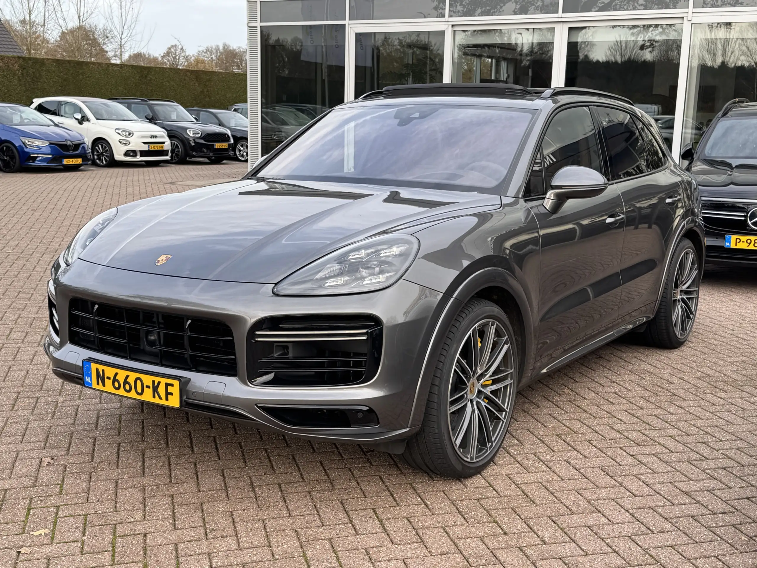 Porsche - Cayenne