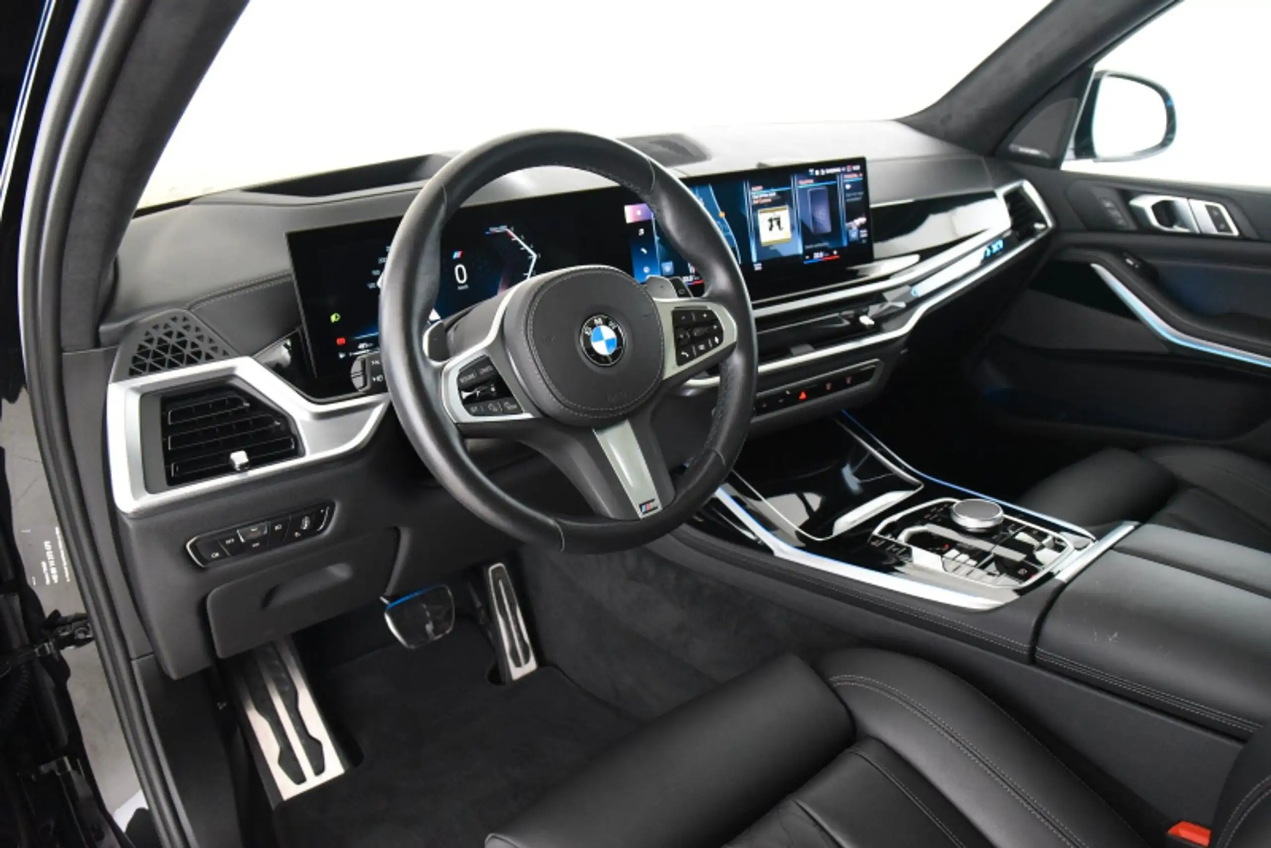 BMW - X7