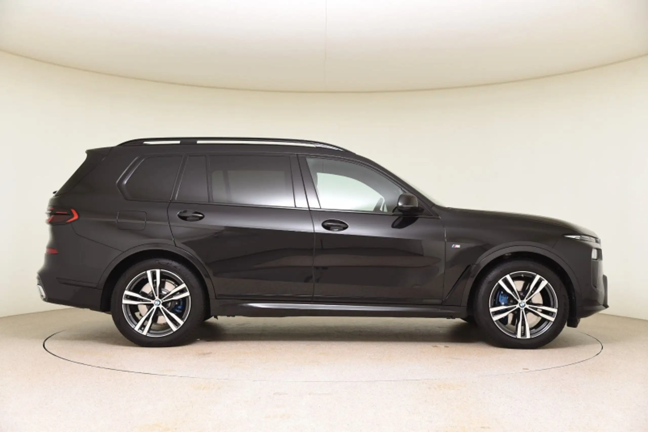 BMW - X7