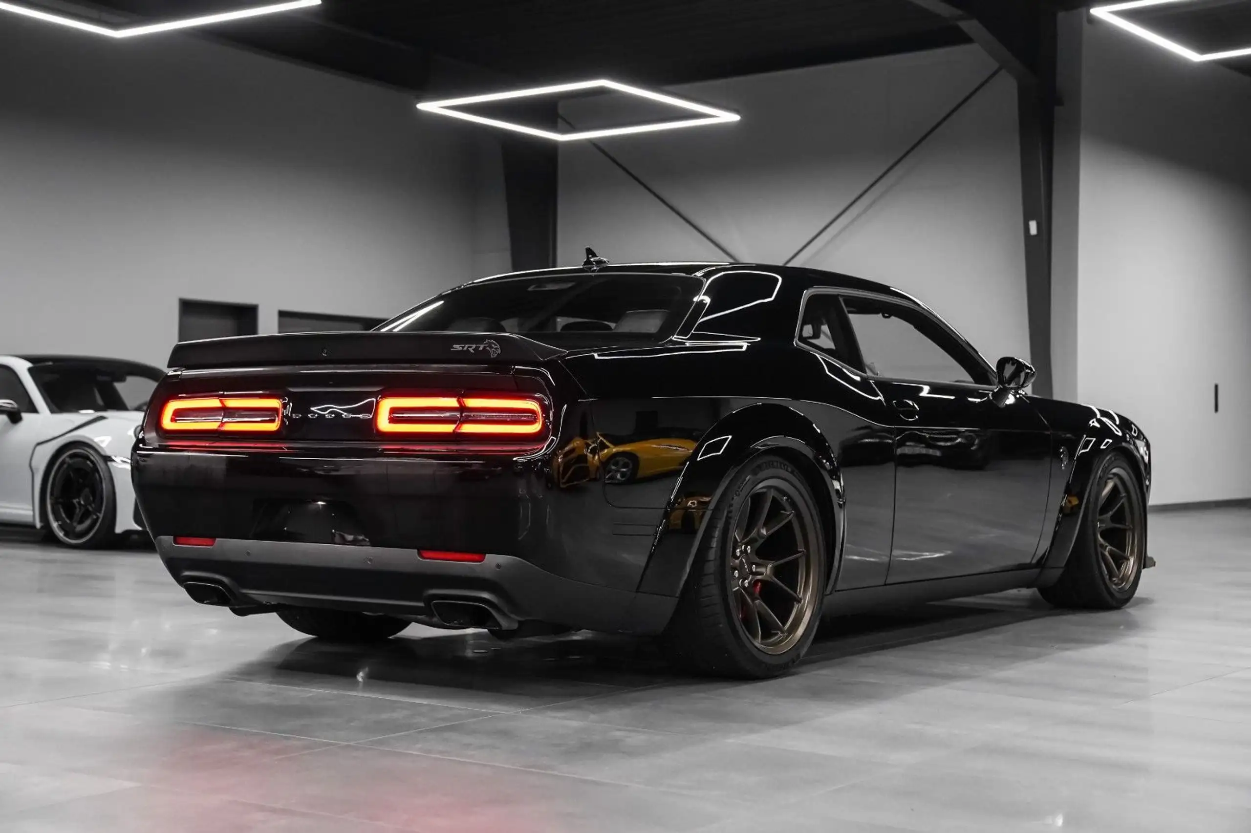 Dodge - Challenger