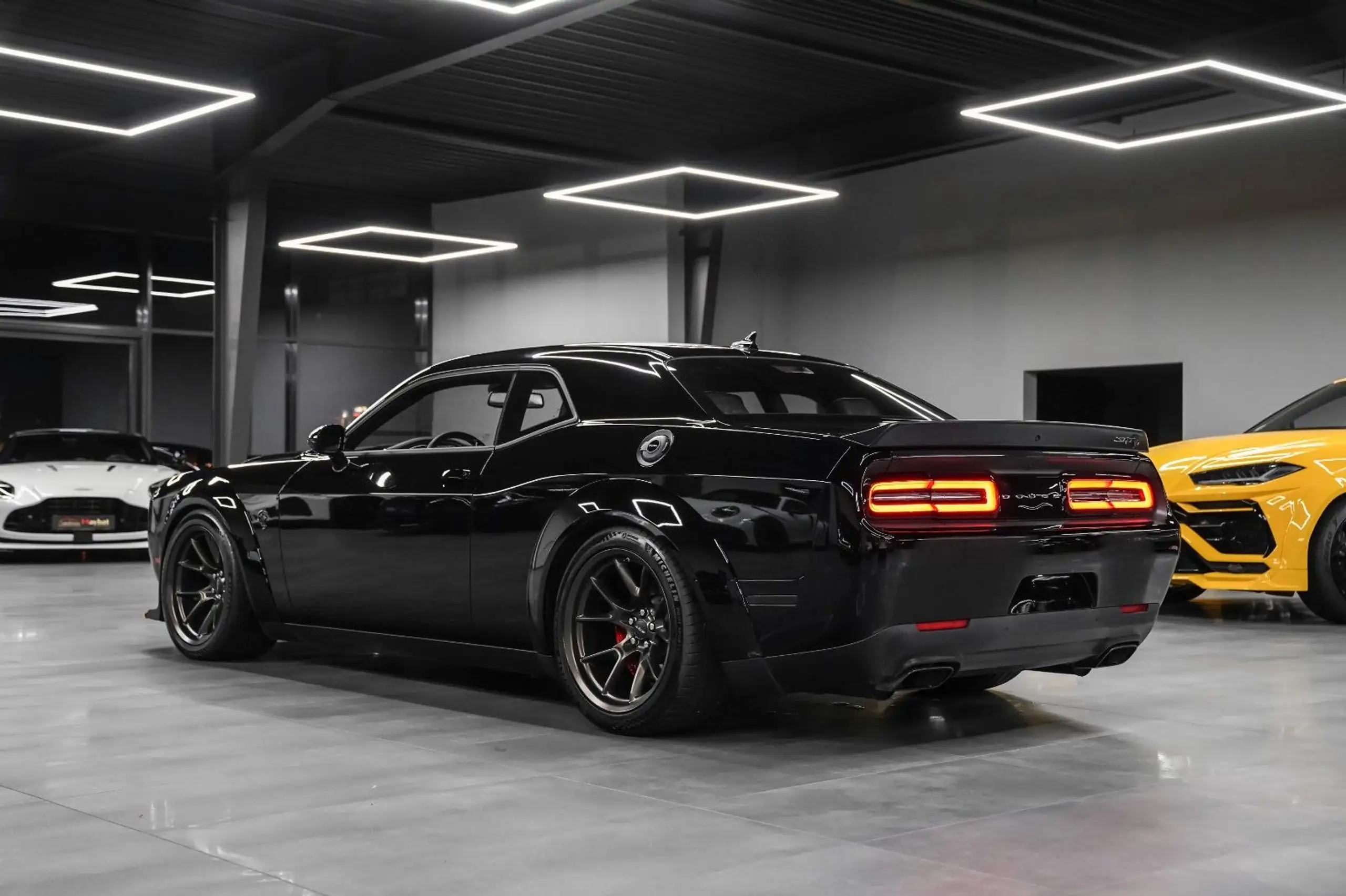 Dodge - Challenger