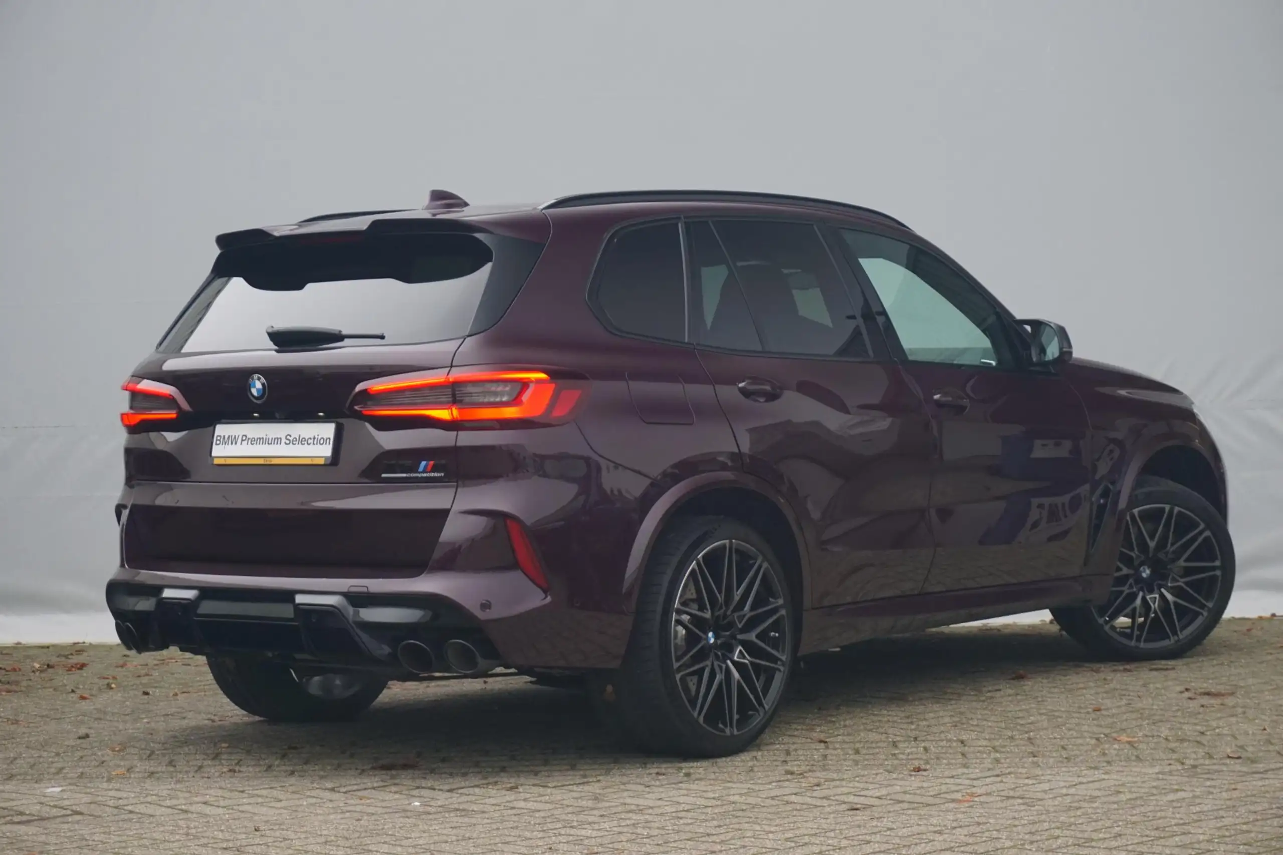 BMW - X5 M