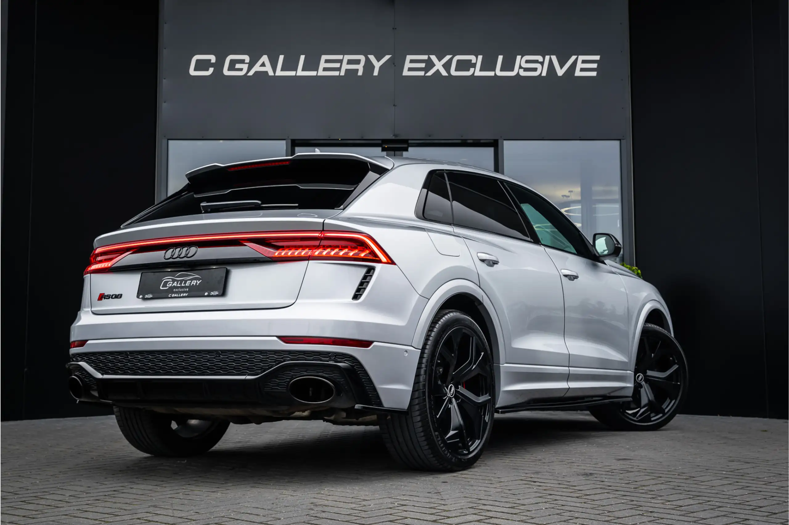 Audi - RS Q8