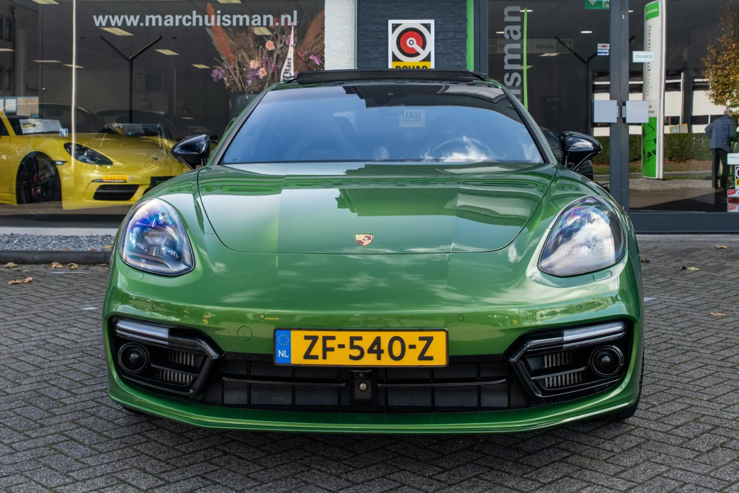 Porsche - Panamera