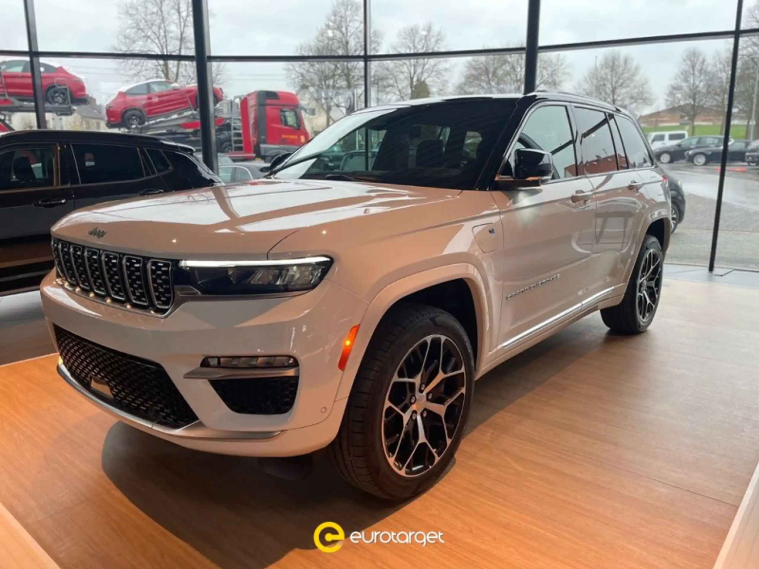 Jeep - Grand Cherokee