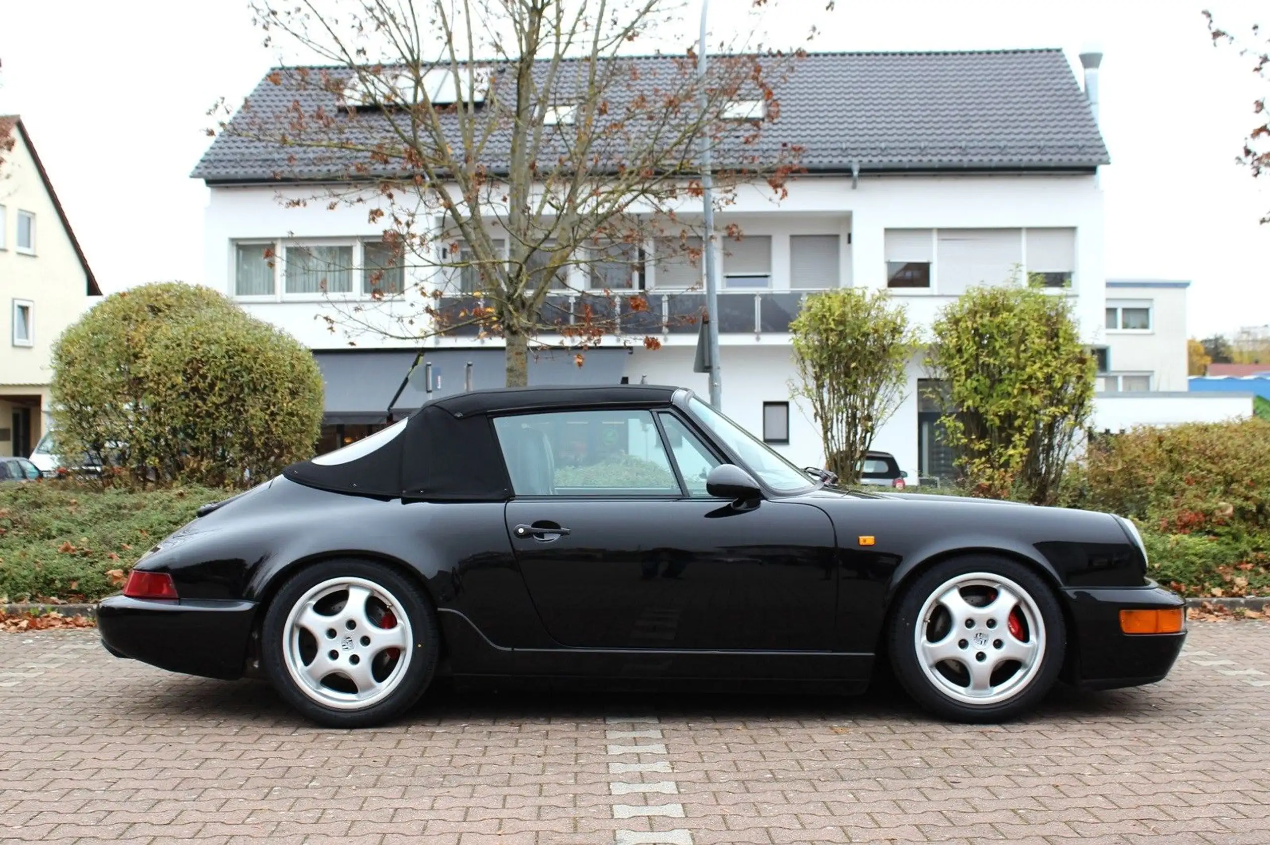 Porsche - 964