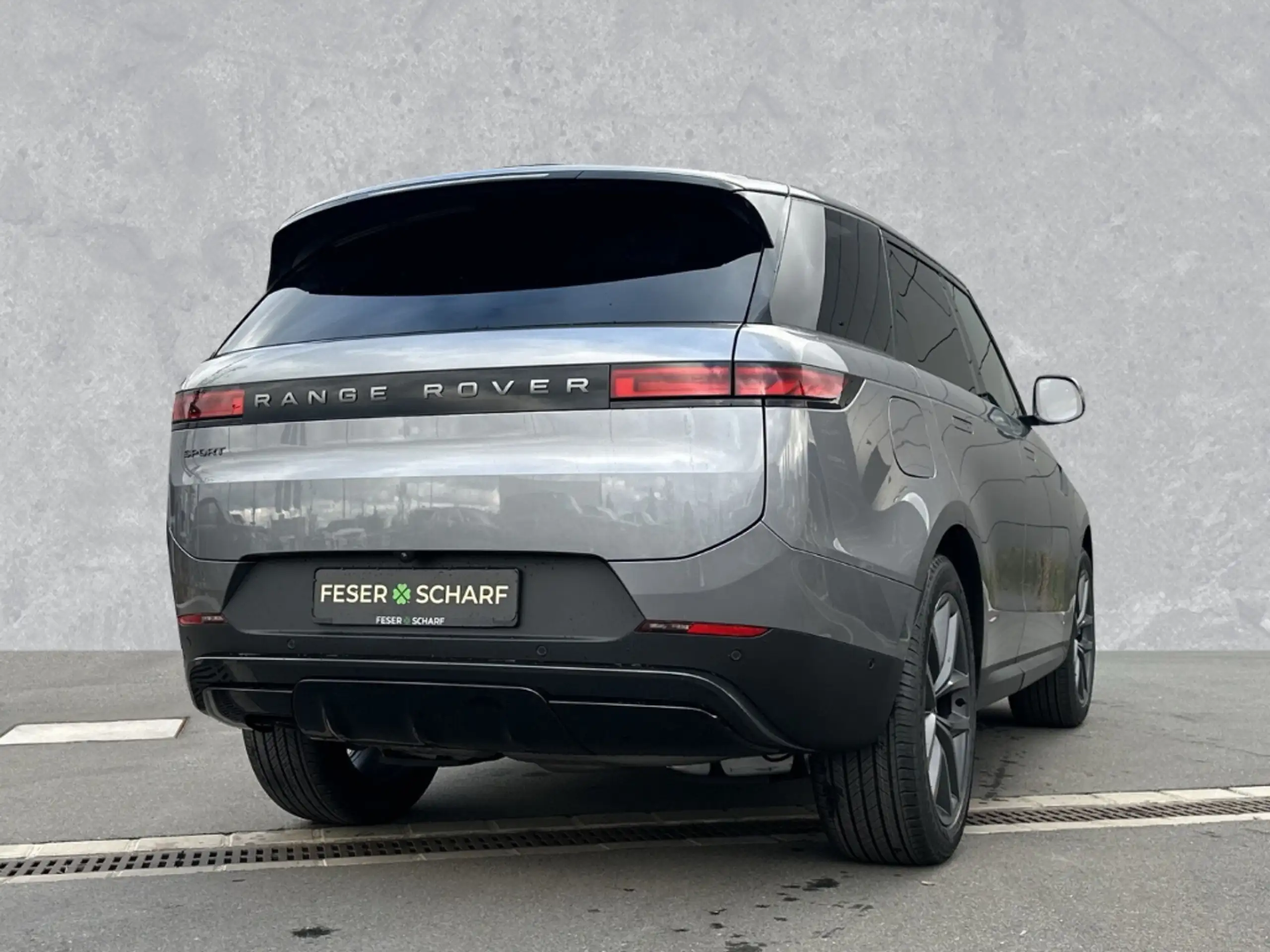 Land Rover - Range Rover Sport