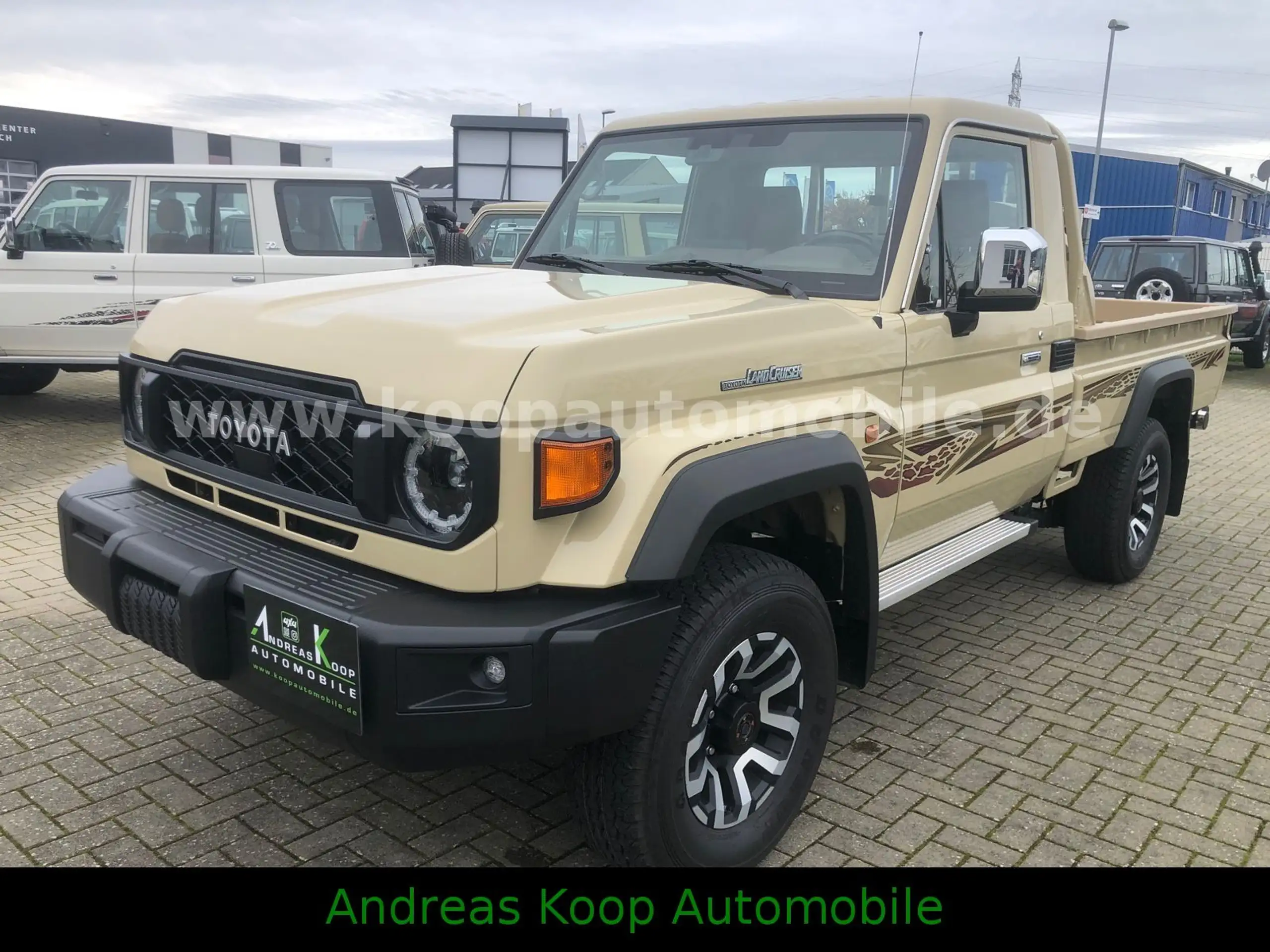 Toyota - Land Cruiser