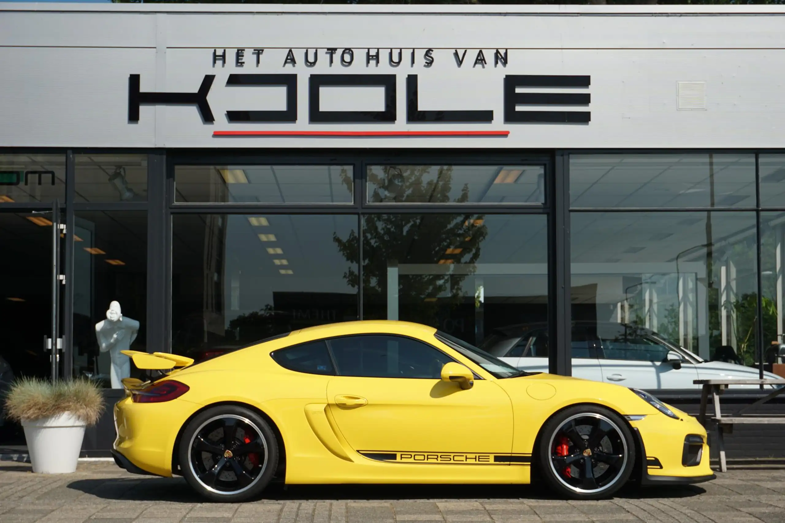 Porsche - Cayman