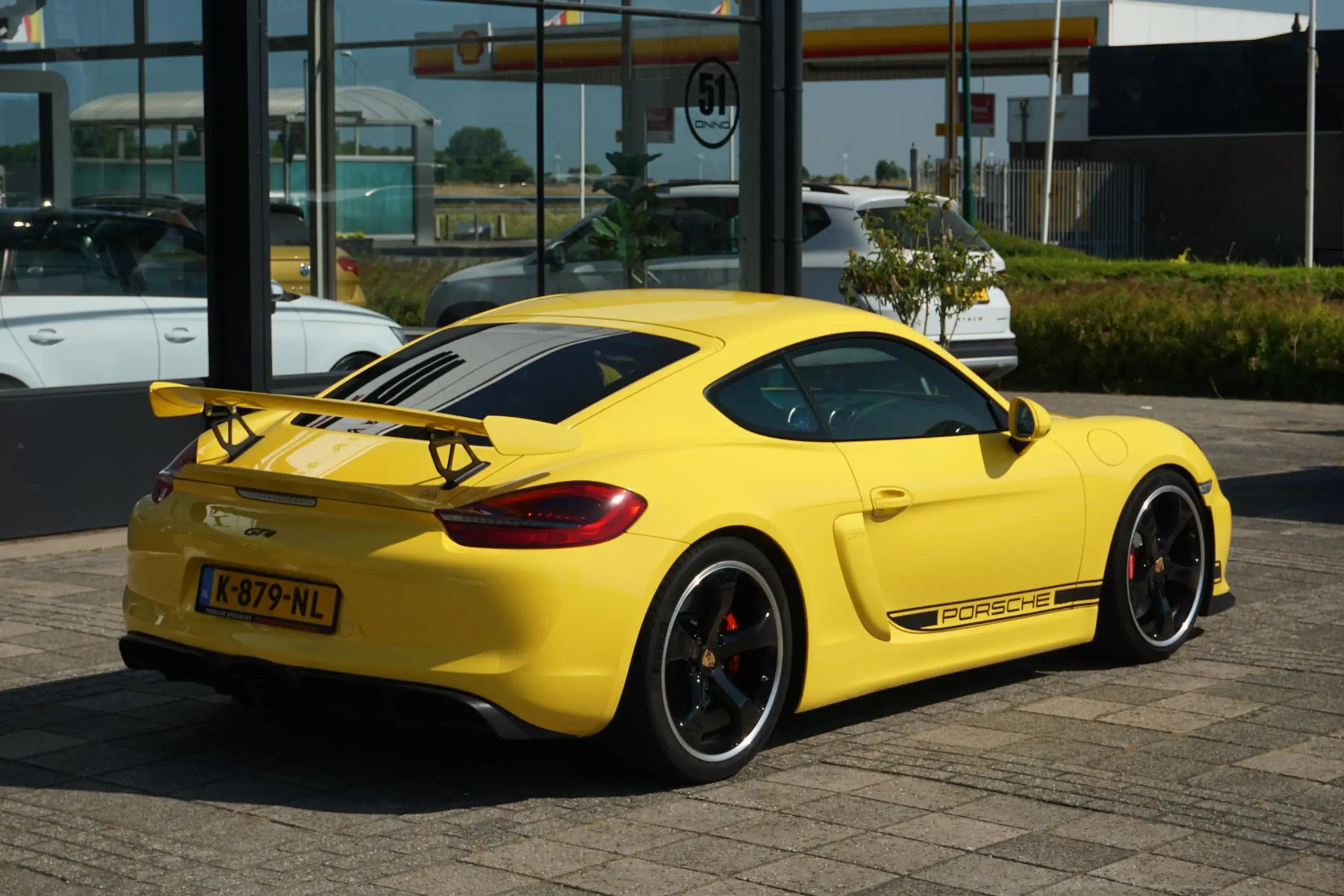 Porsche - Cayman