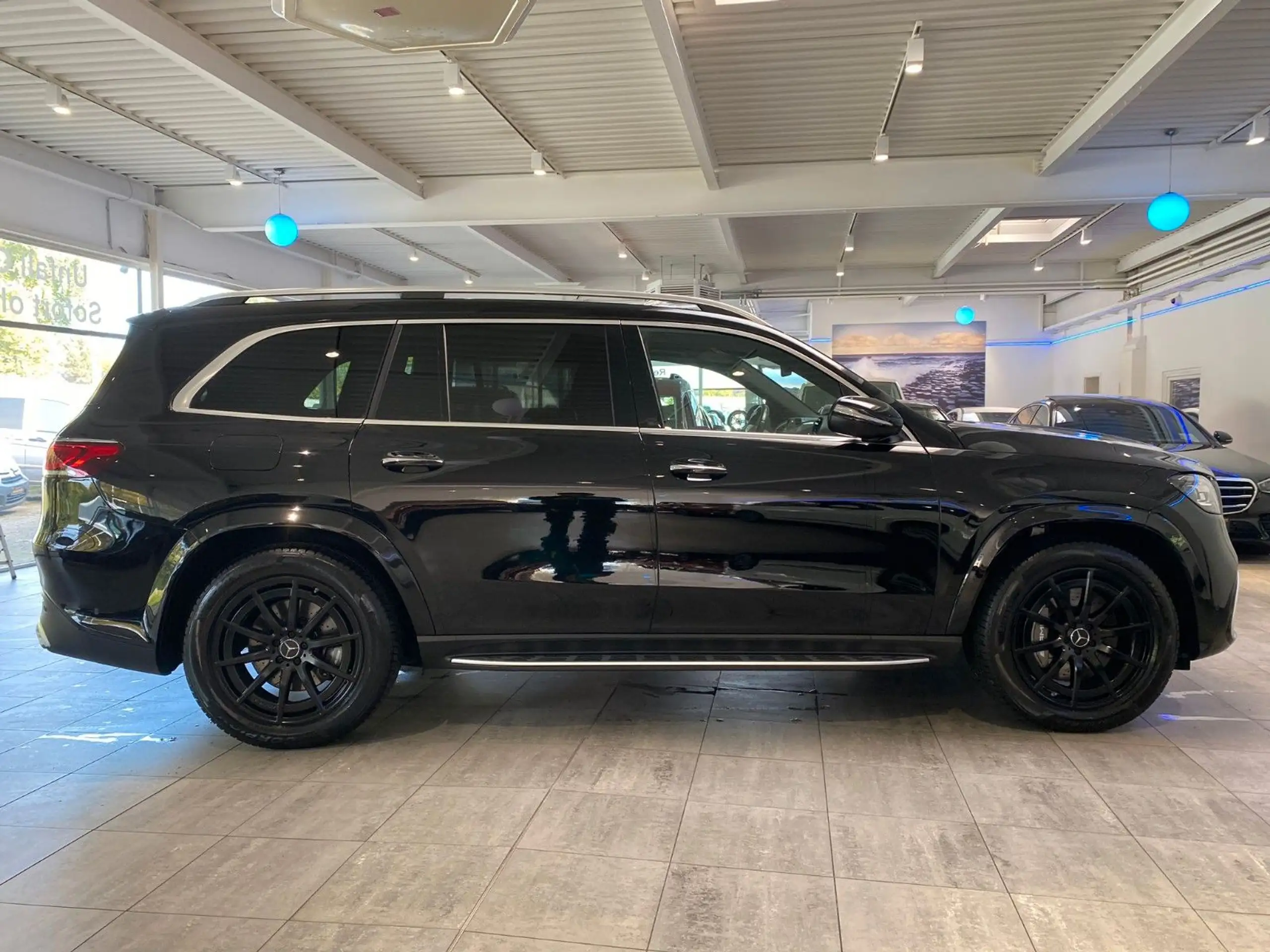 Mercedes-Benz - GLS 63 AMG