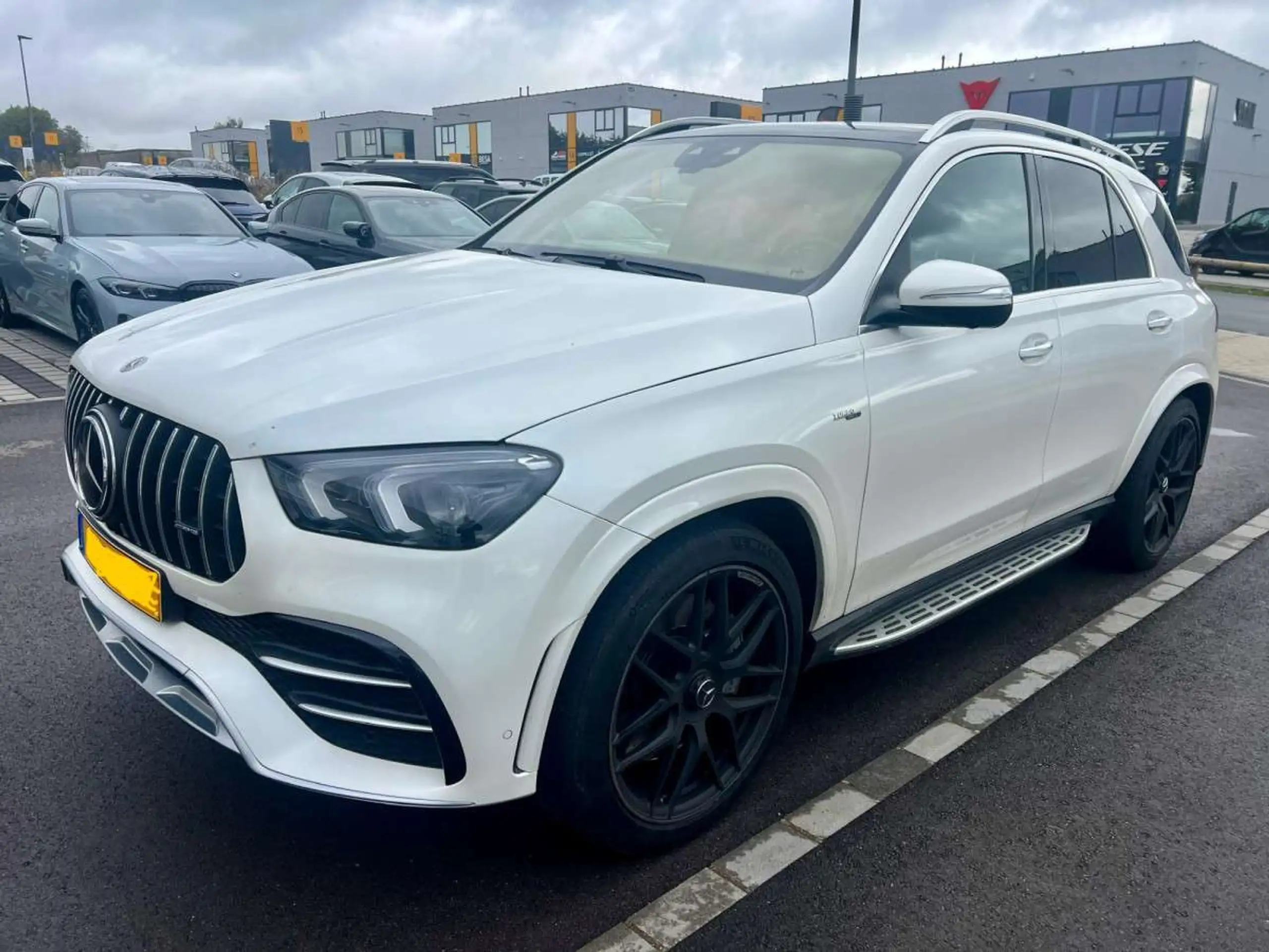 Mercedes-Benz - GLE 63 AMG