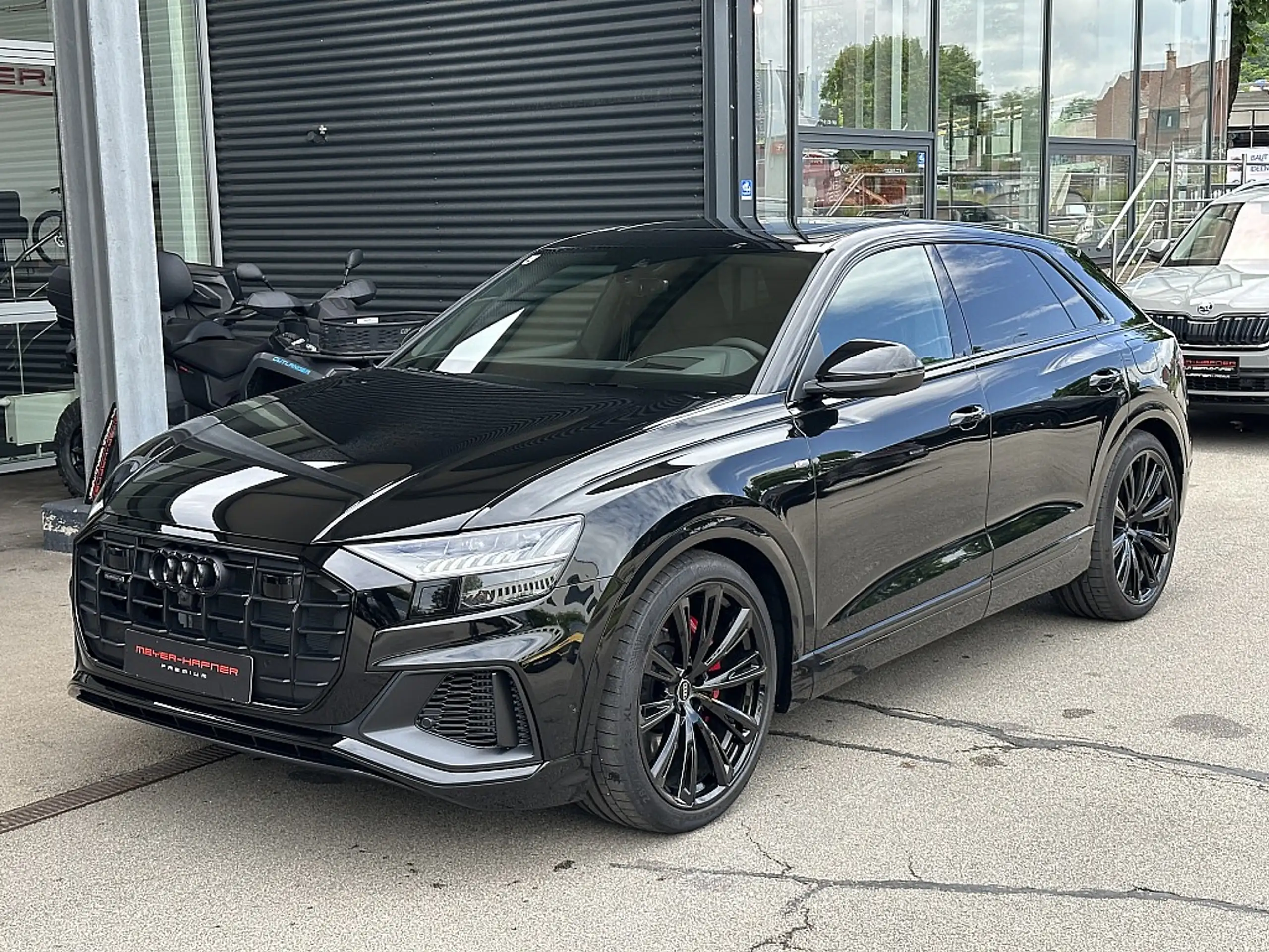 Audi Q8 2023