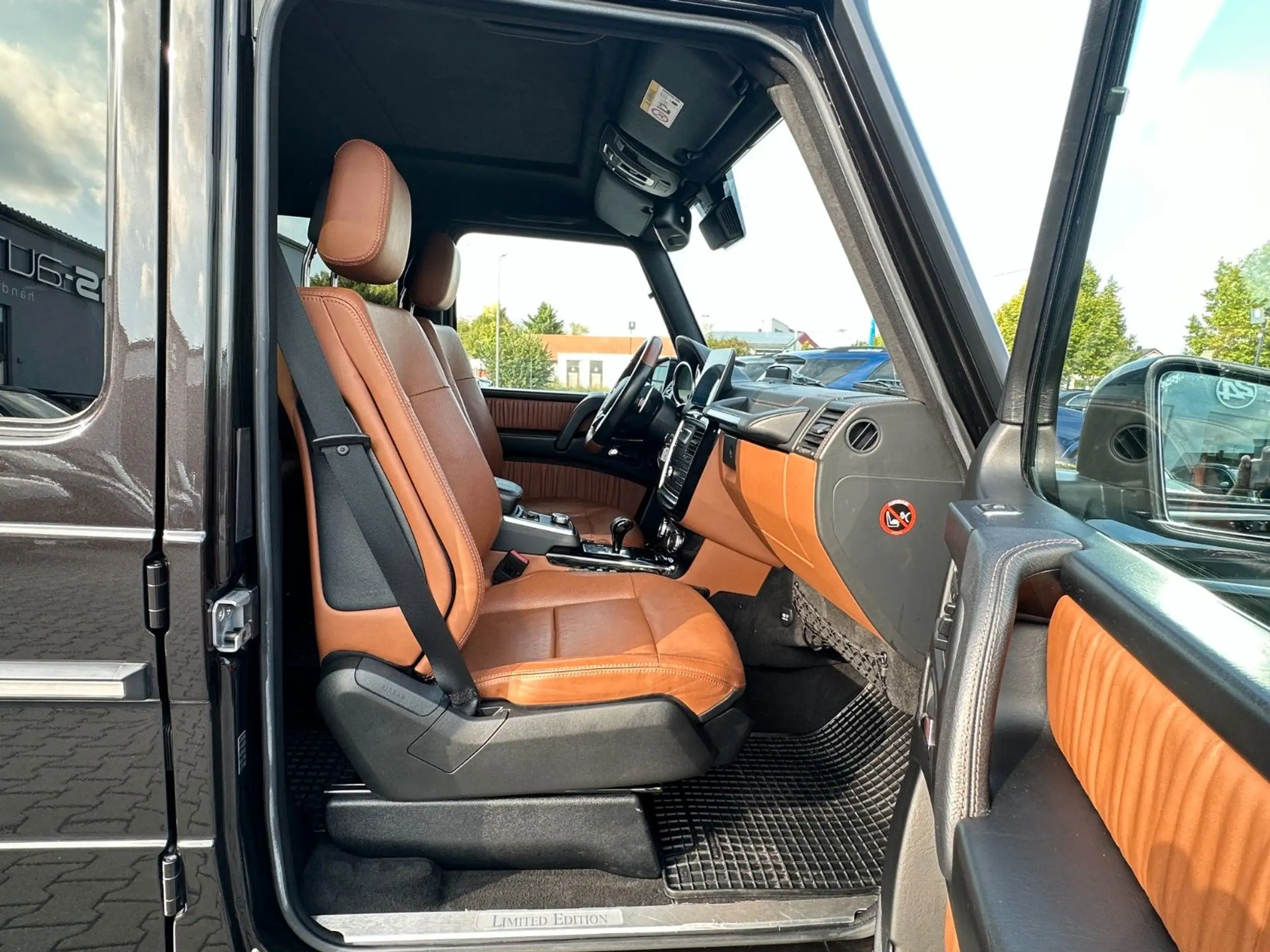 Mercedes-Benz - G 350