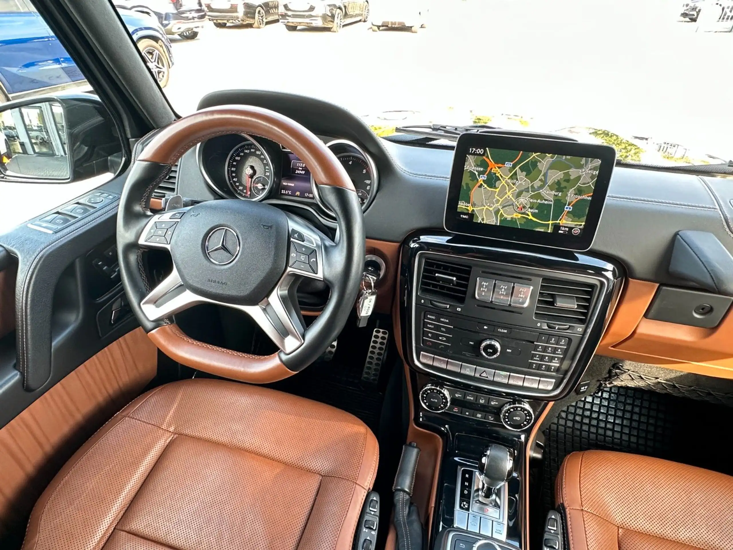 Mercedes-Benz - G 350