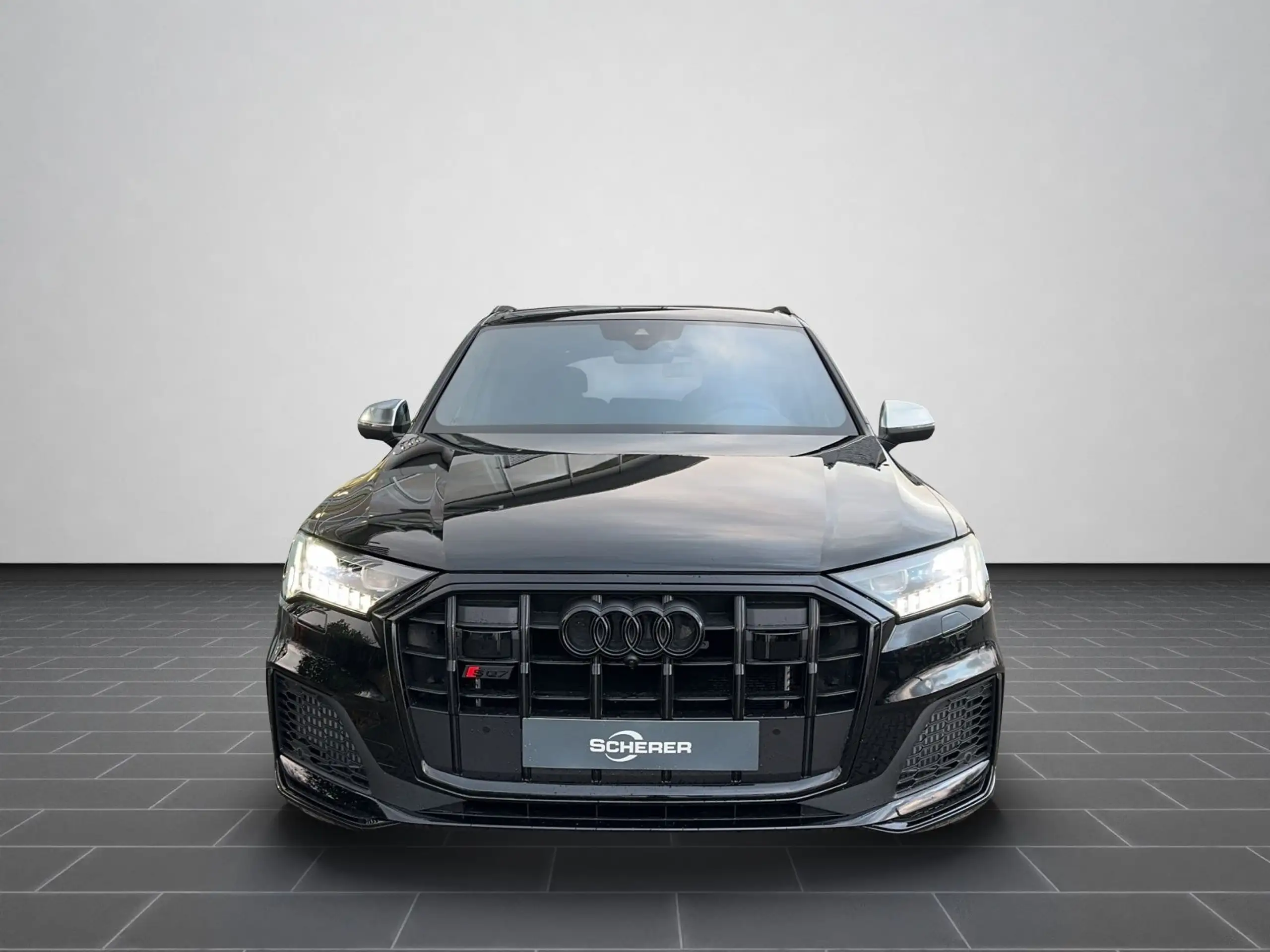 Audi - SQ7