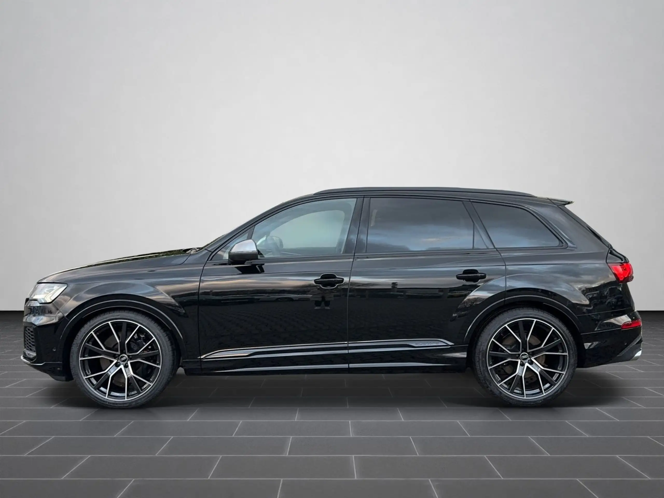 Audi - SQ7