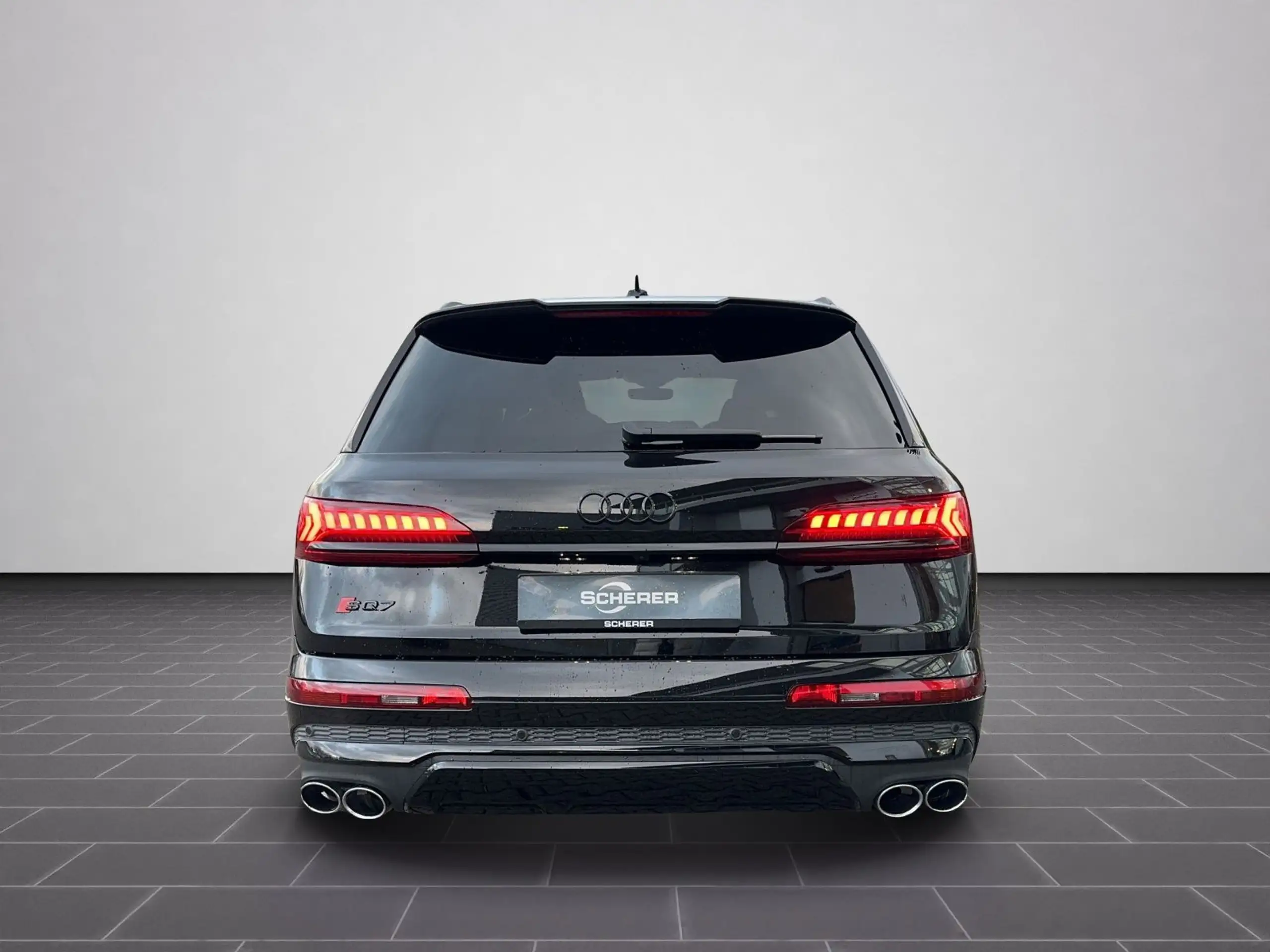 Audi - SQ7